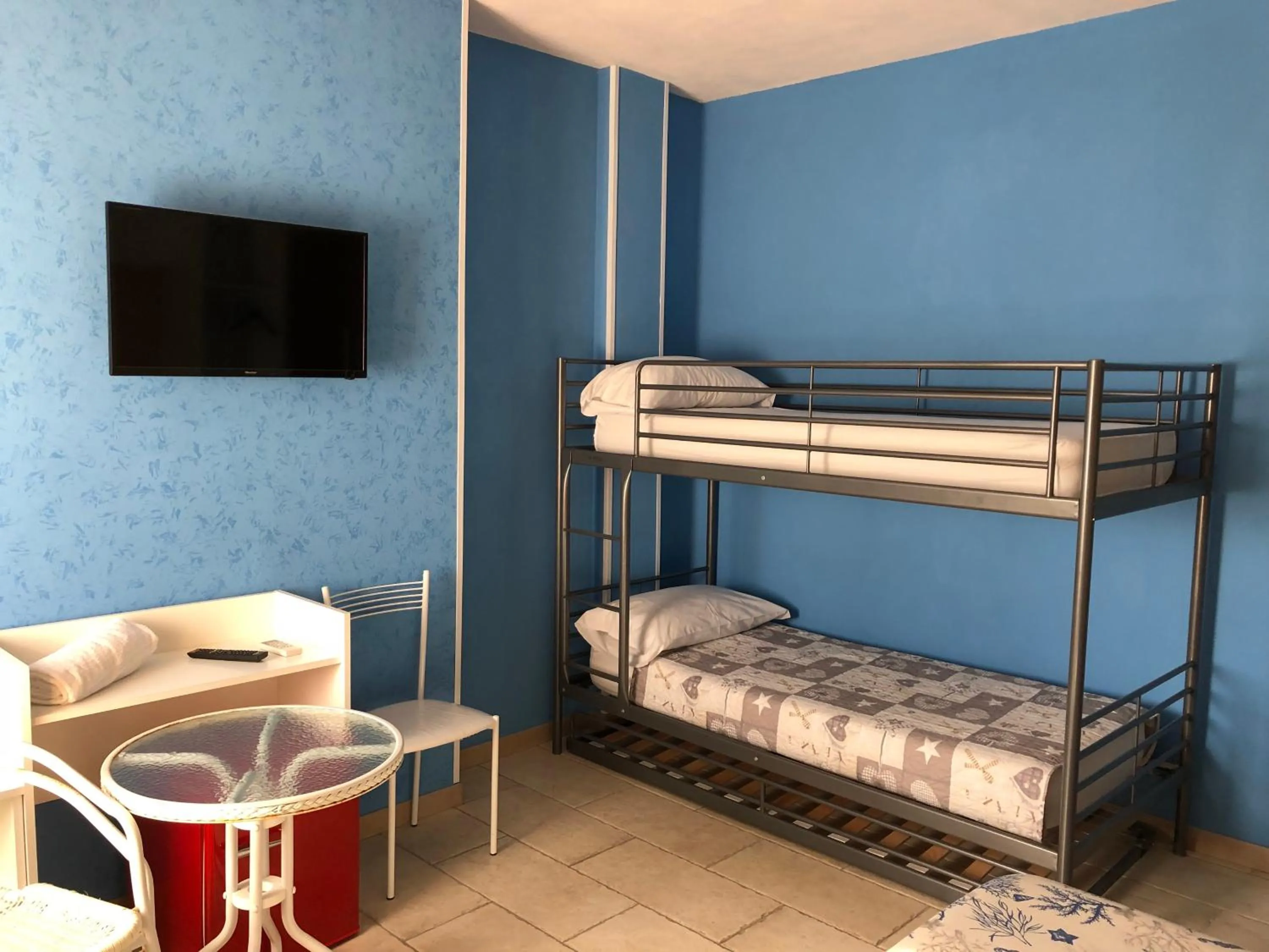 bunk bed in Palace Blu Mare