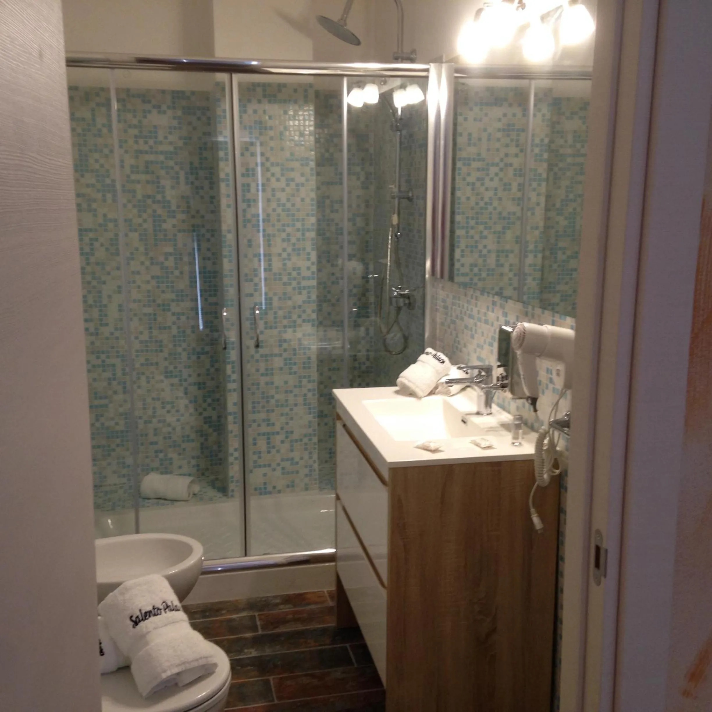 Bathroom in Palace Blu Mare