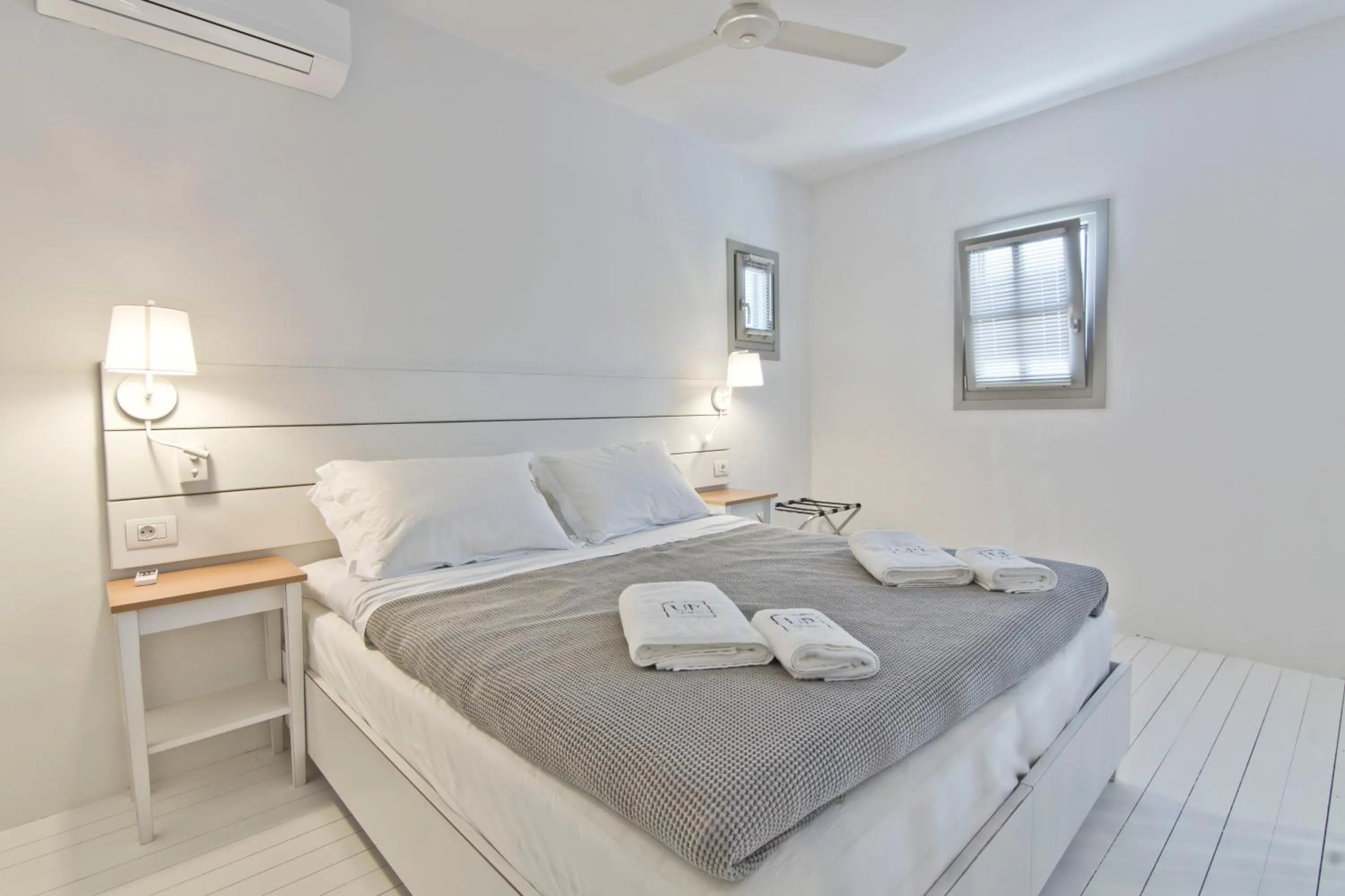 Bed in Lindos Comfy Suites