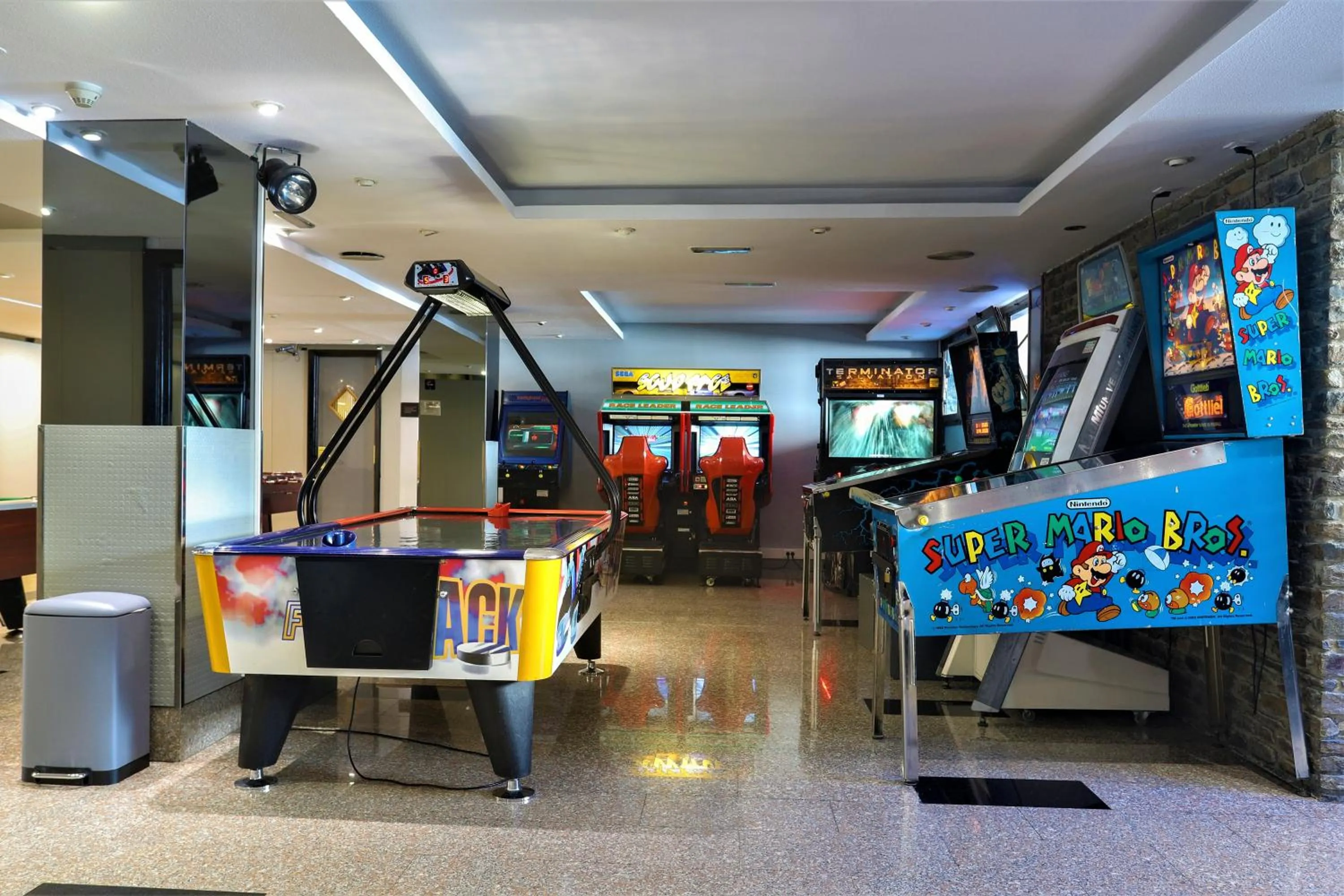 Game Room in Hotel Panorama