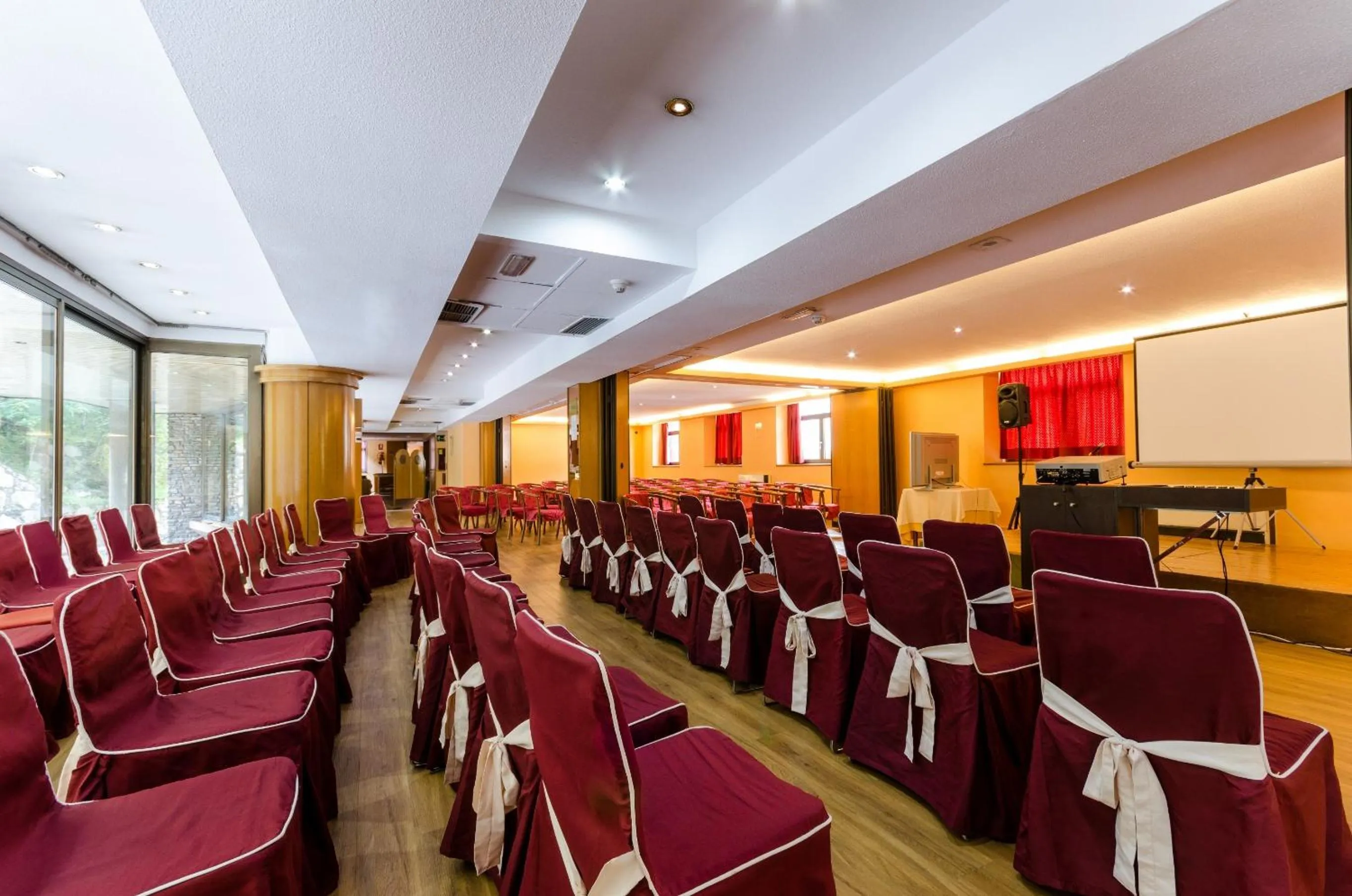 Banquet/Function facilities in Hotel Panorama