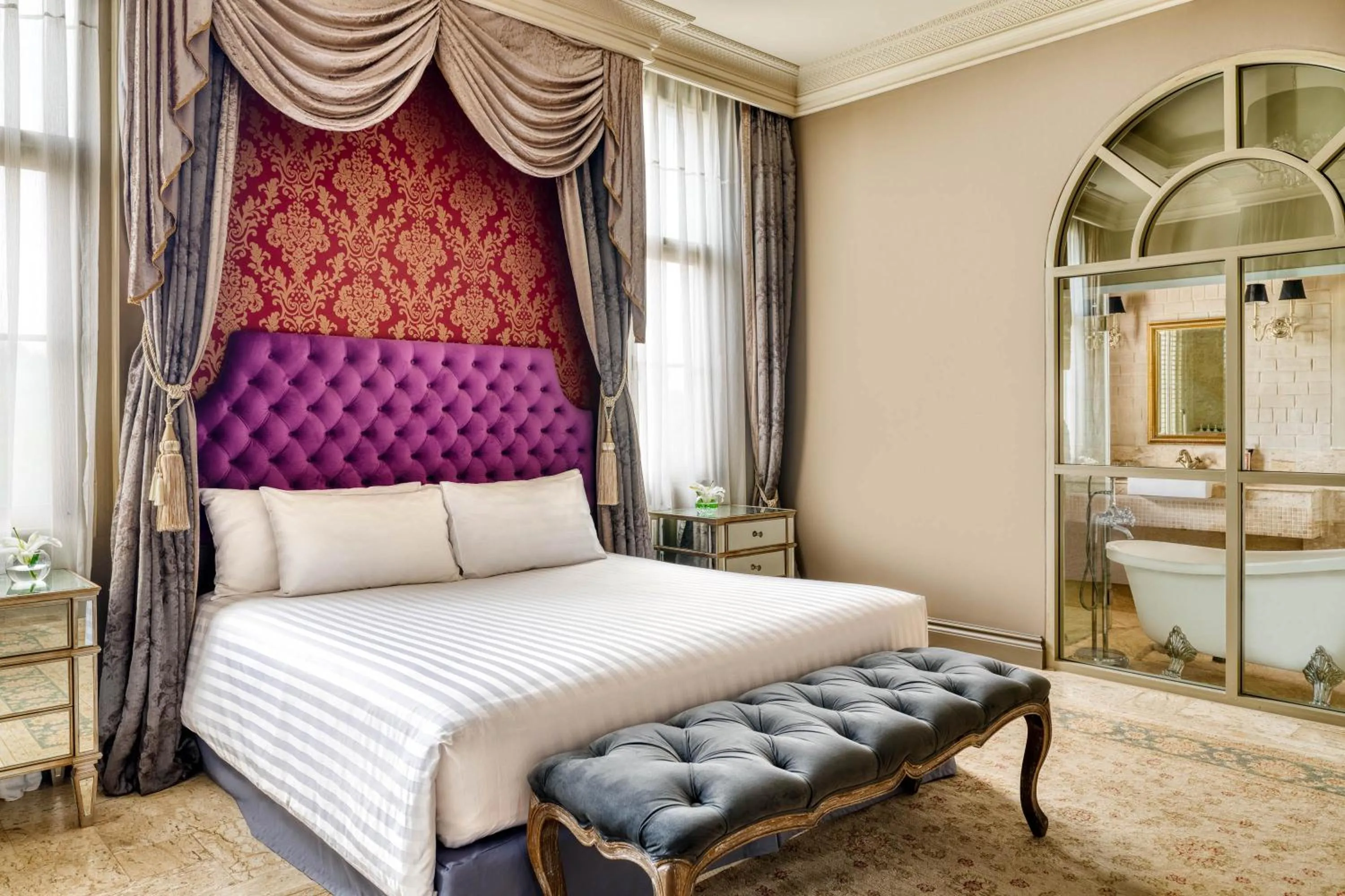 Bed in Mövenpick Resort Khao Yai