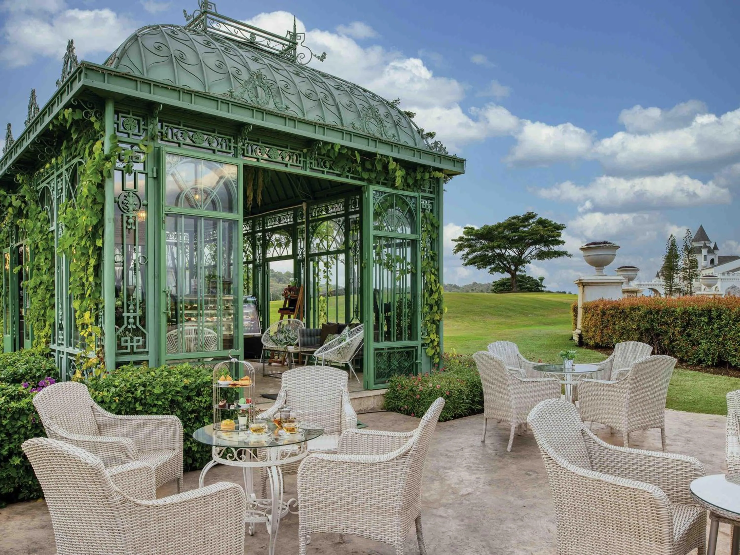 Restaurant/places to eat in Mövenpick Resort Khao Yai