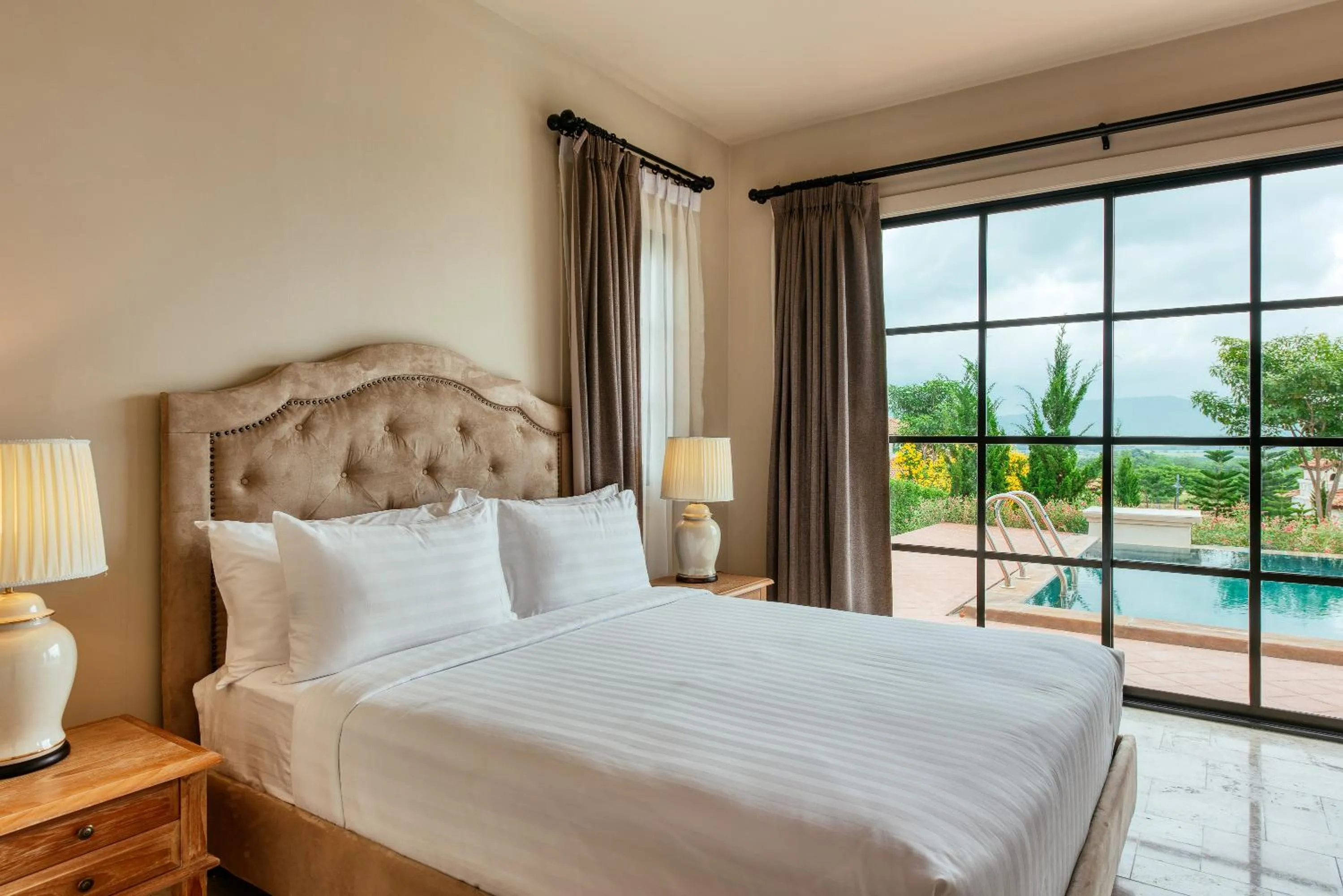 Bed in Mövenpick Resort Khao Yai