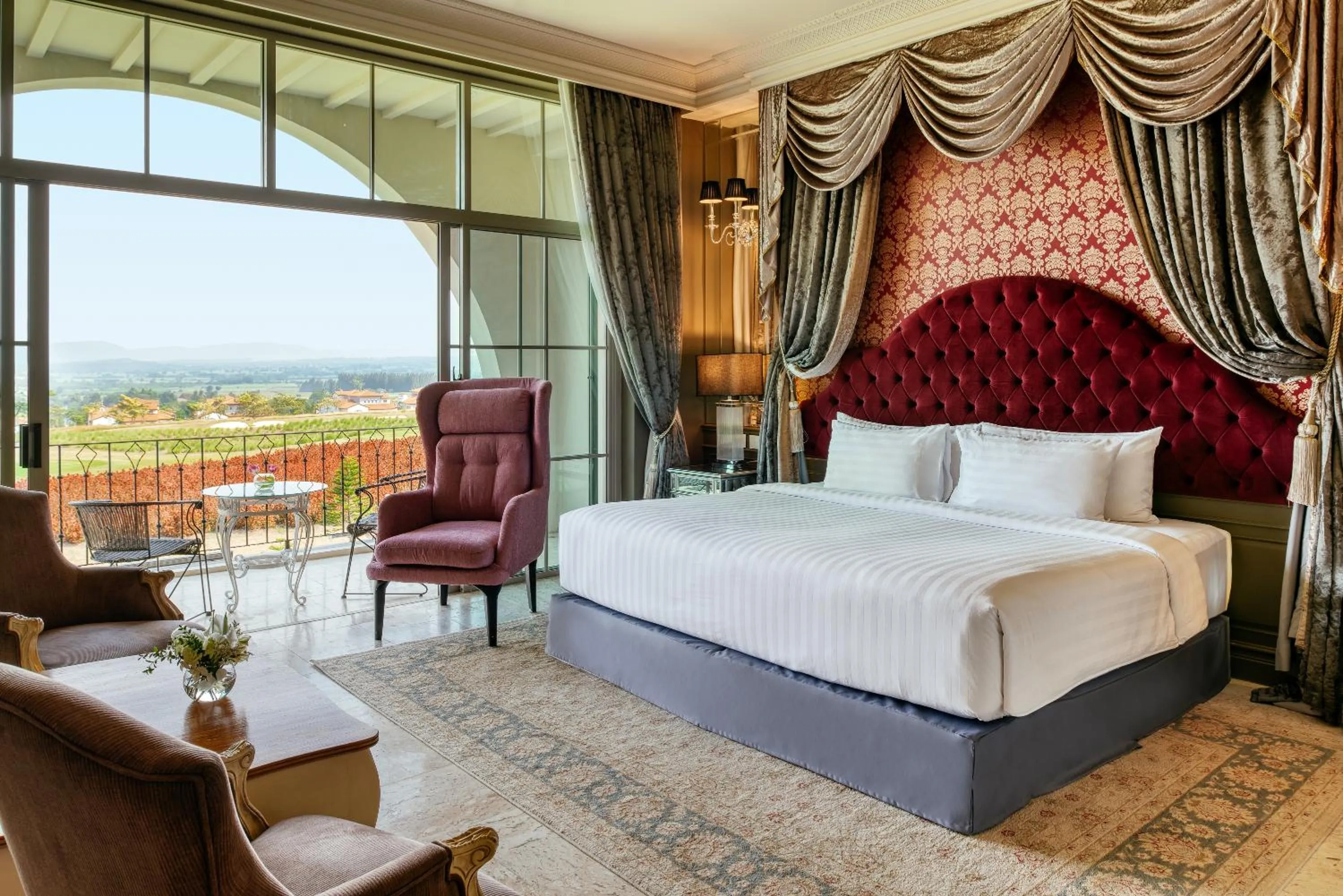 Bed in Mövenpick Resort Khao Yai