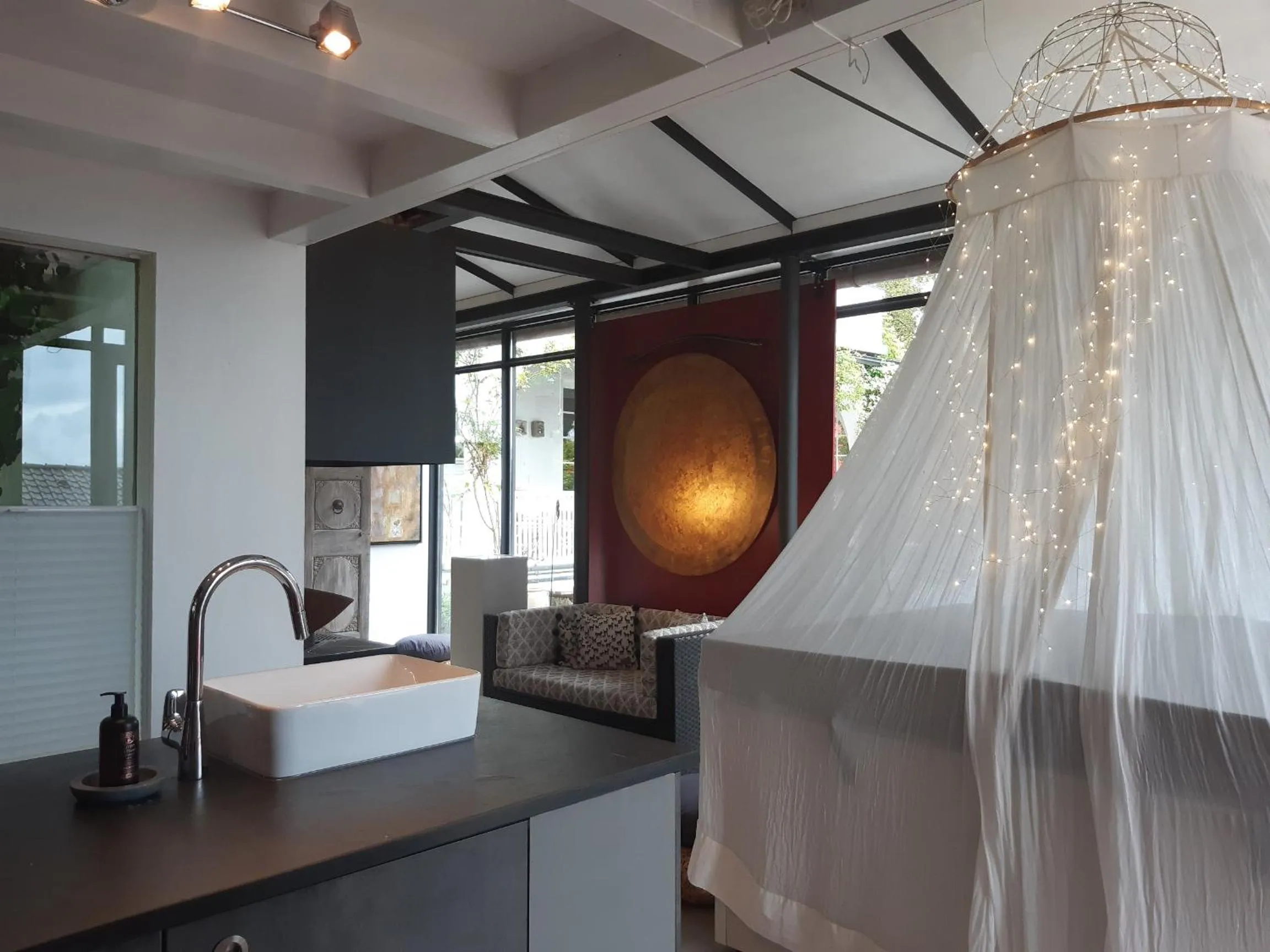 Hot Tub in Am Eichholz Galerie & Art-Hotel