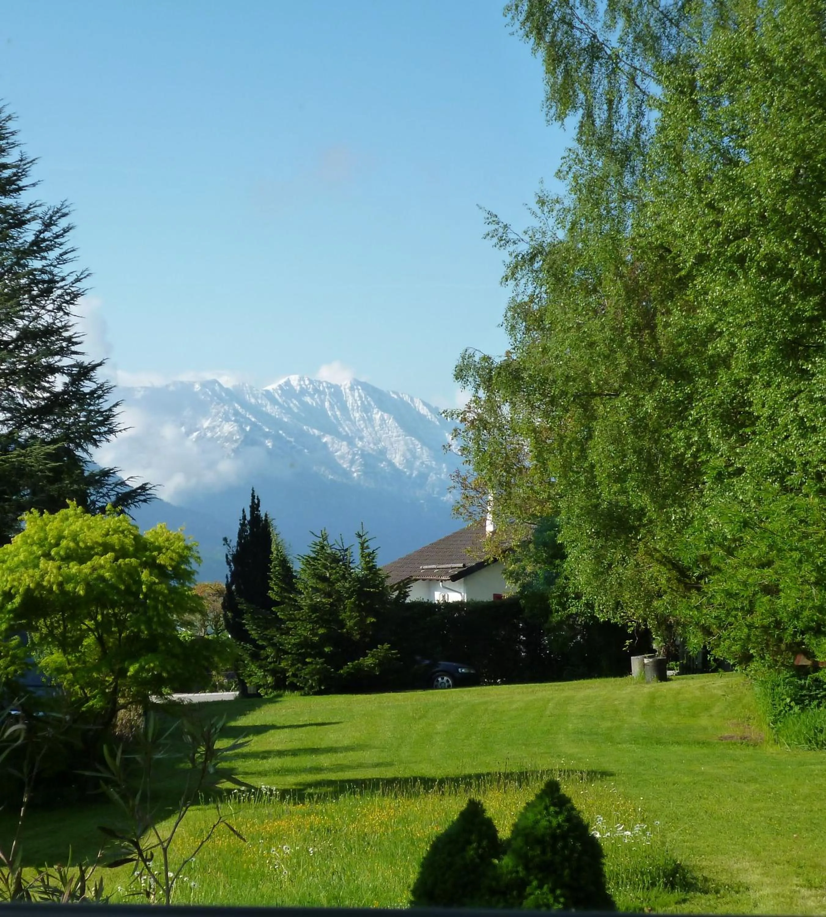 Spring in Am Eichholz Galerie & Art-Hotel