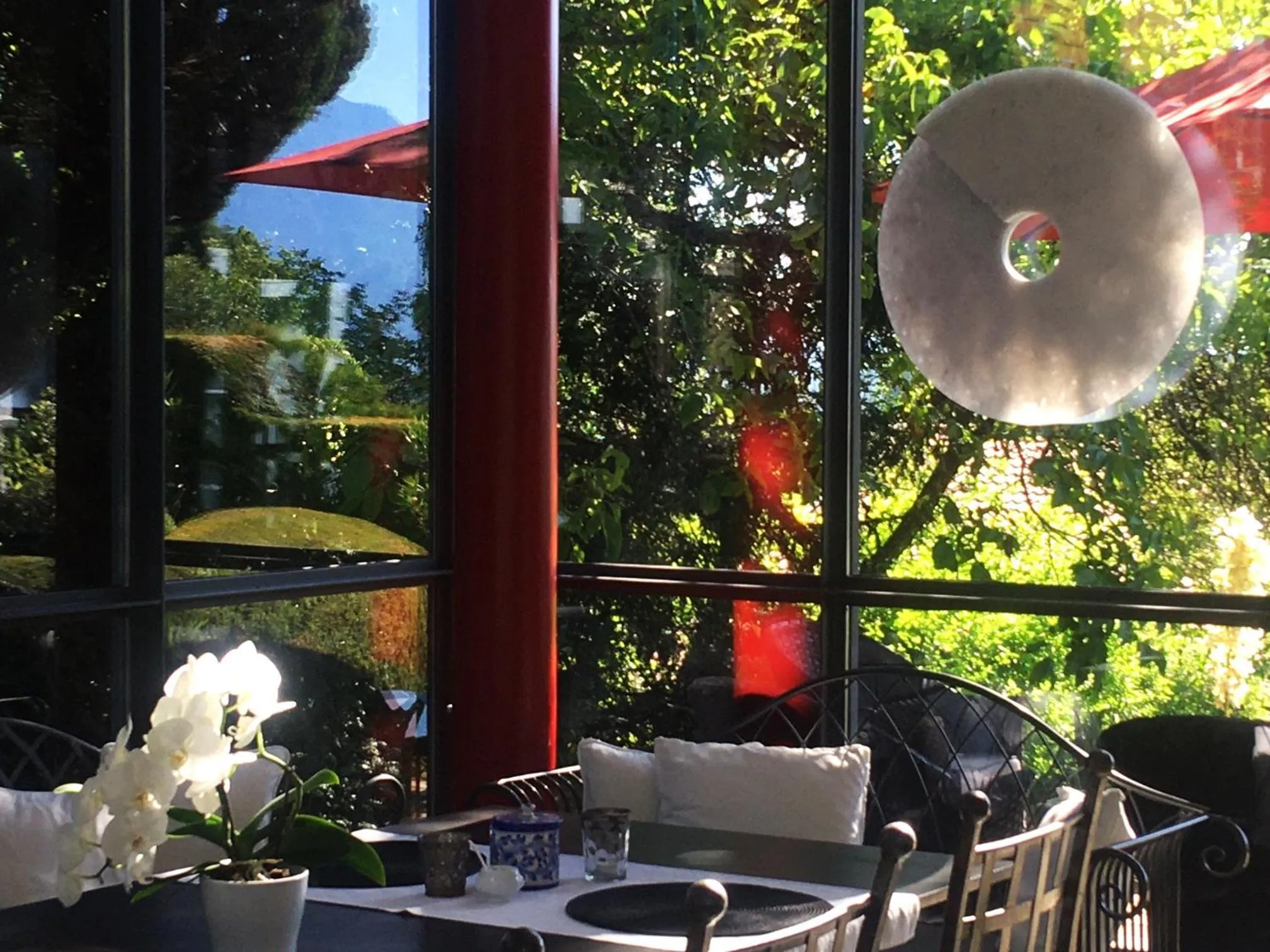 Dining area in Am Eichholz Galerie & Art-Hotel