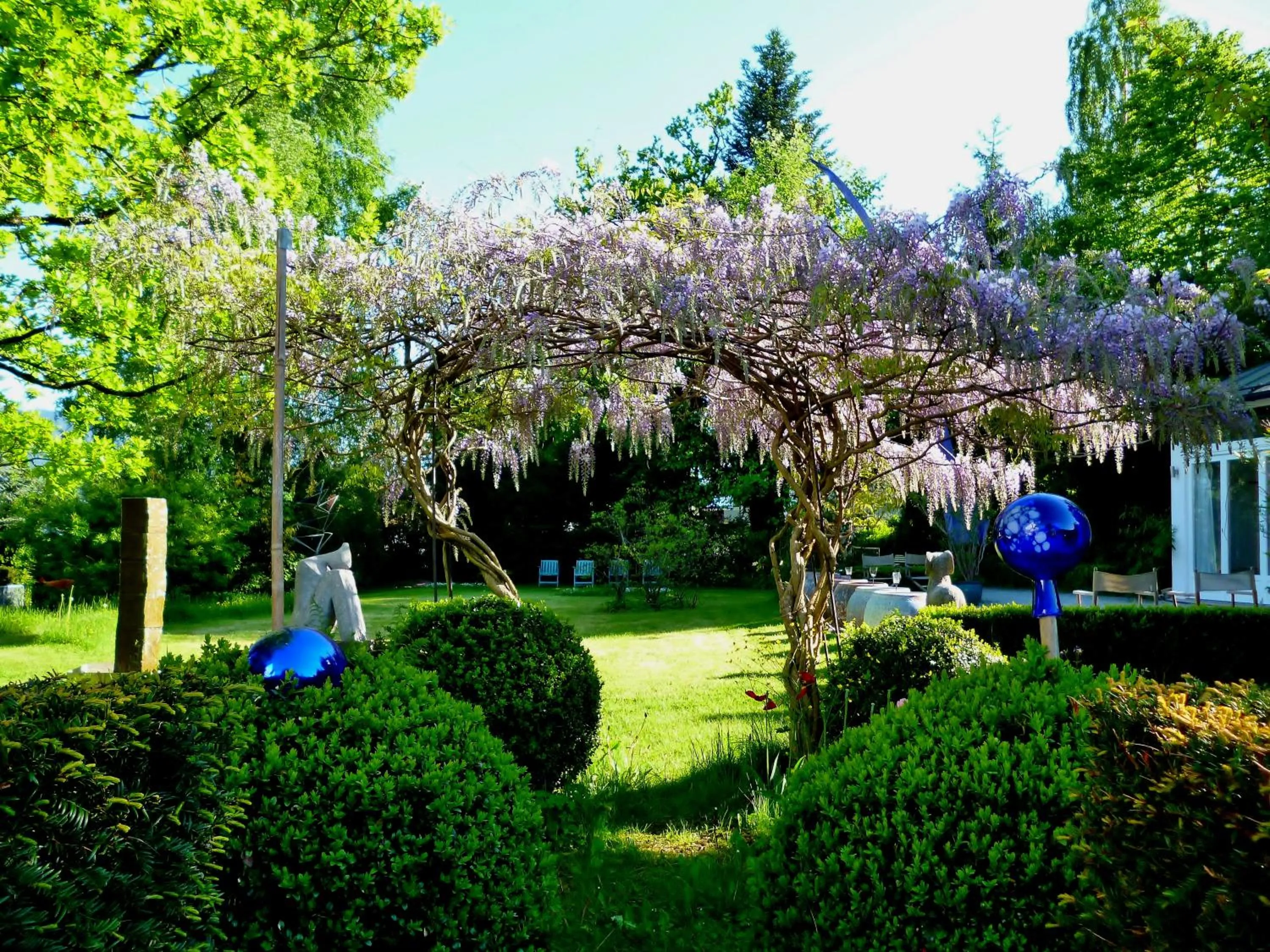 Garden in Am Eichholz Galerie & Art-Hotel