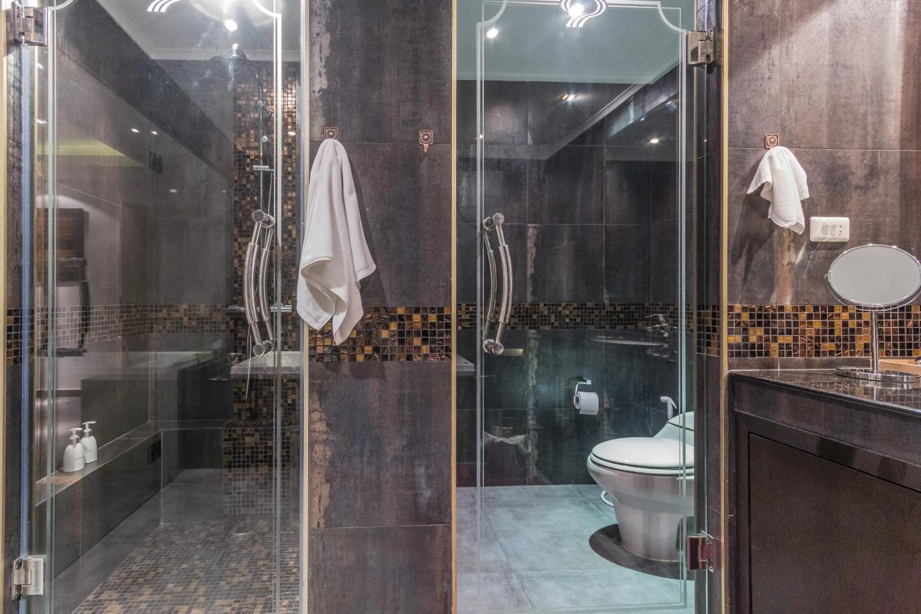 Property building in Dasiri Beach Apartment Premium