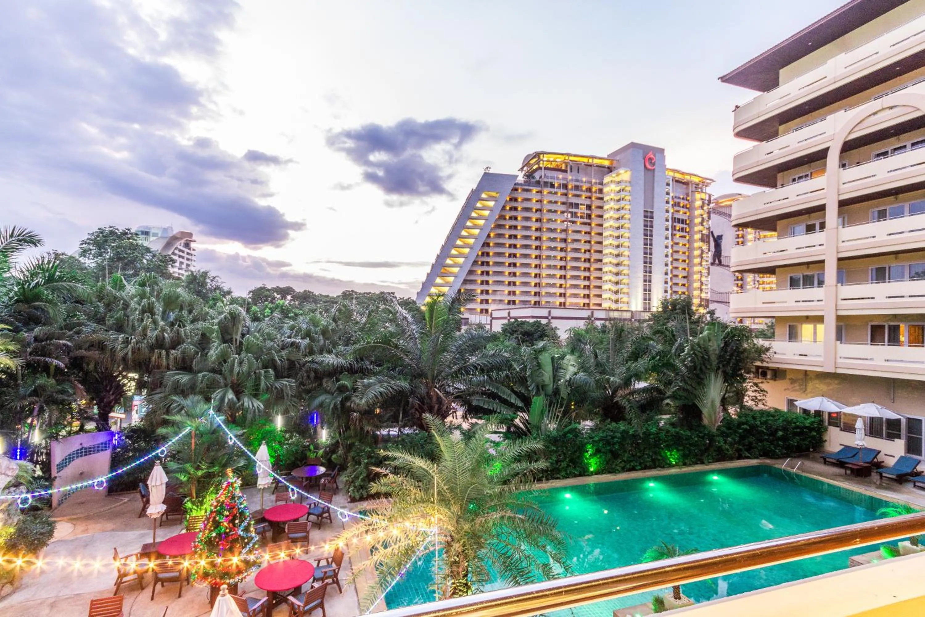 Property building in Dasiri Beach Apartment Premium