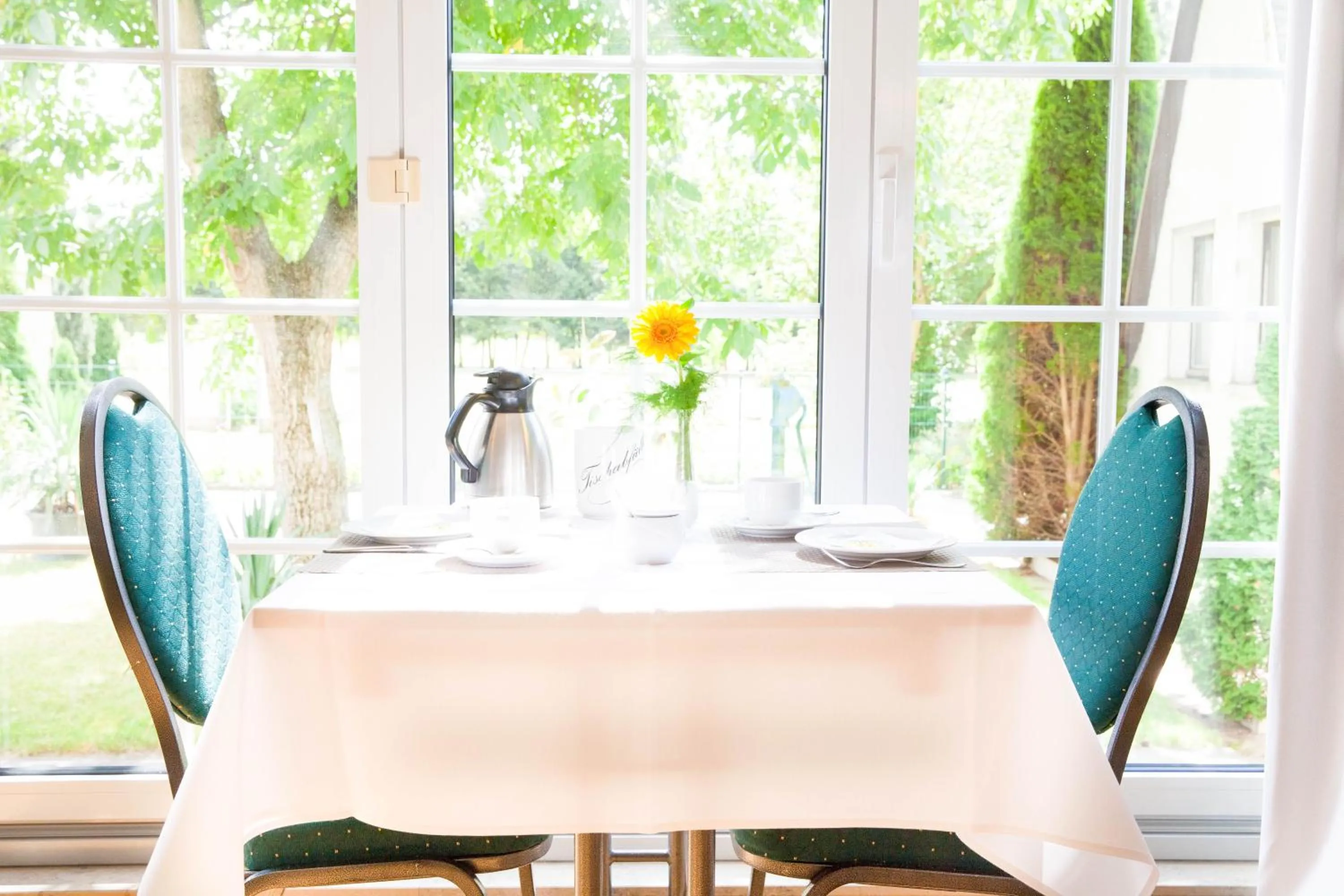 Restaurant/places to eat in Hotel Am Meilenstein