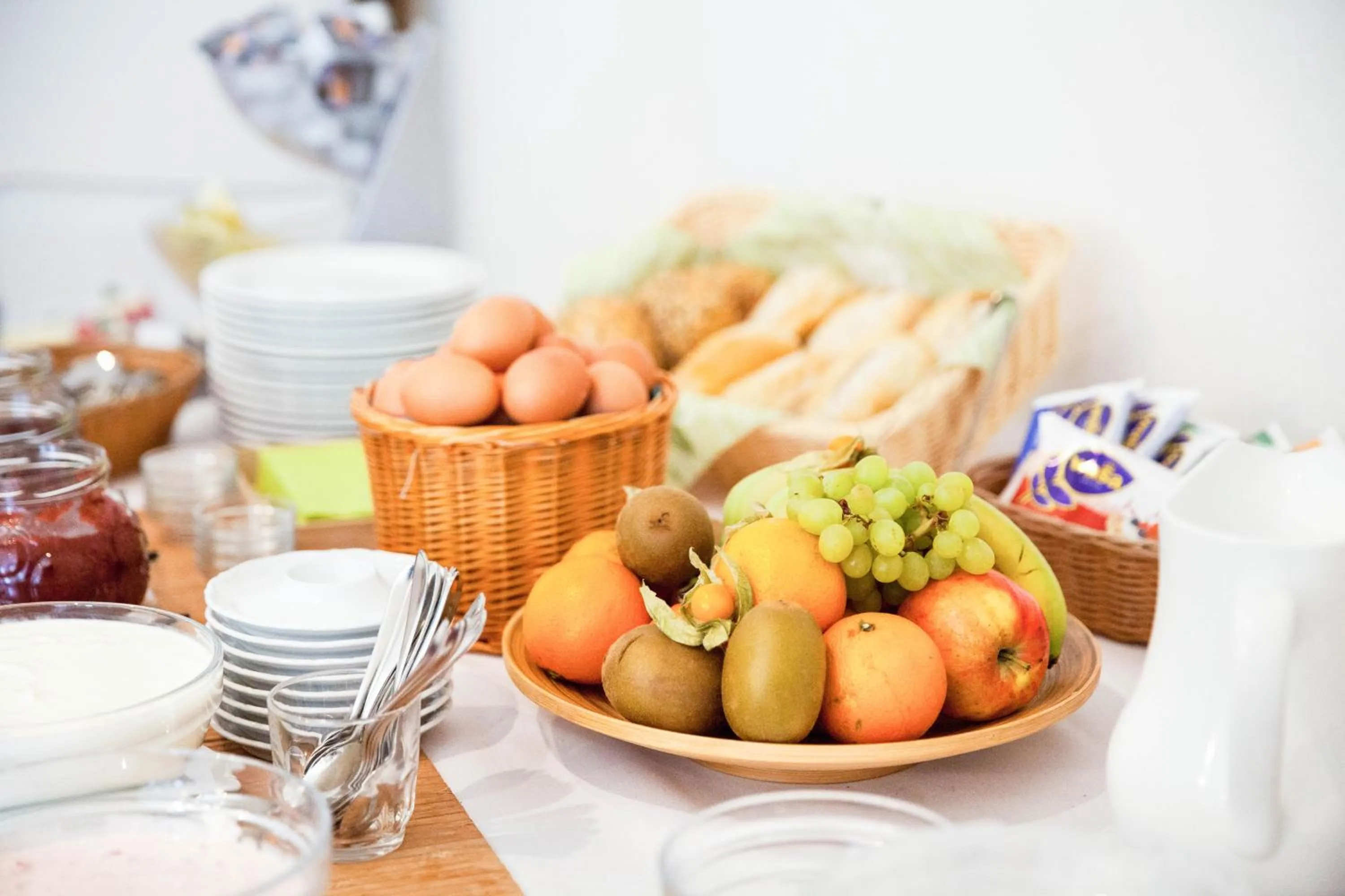 Buffet breakfast in Hotel Am Meilenstein