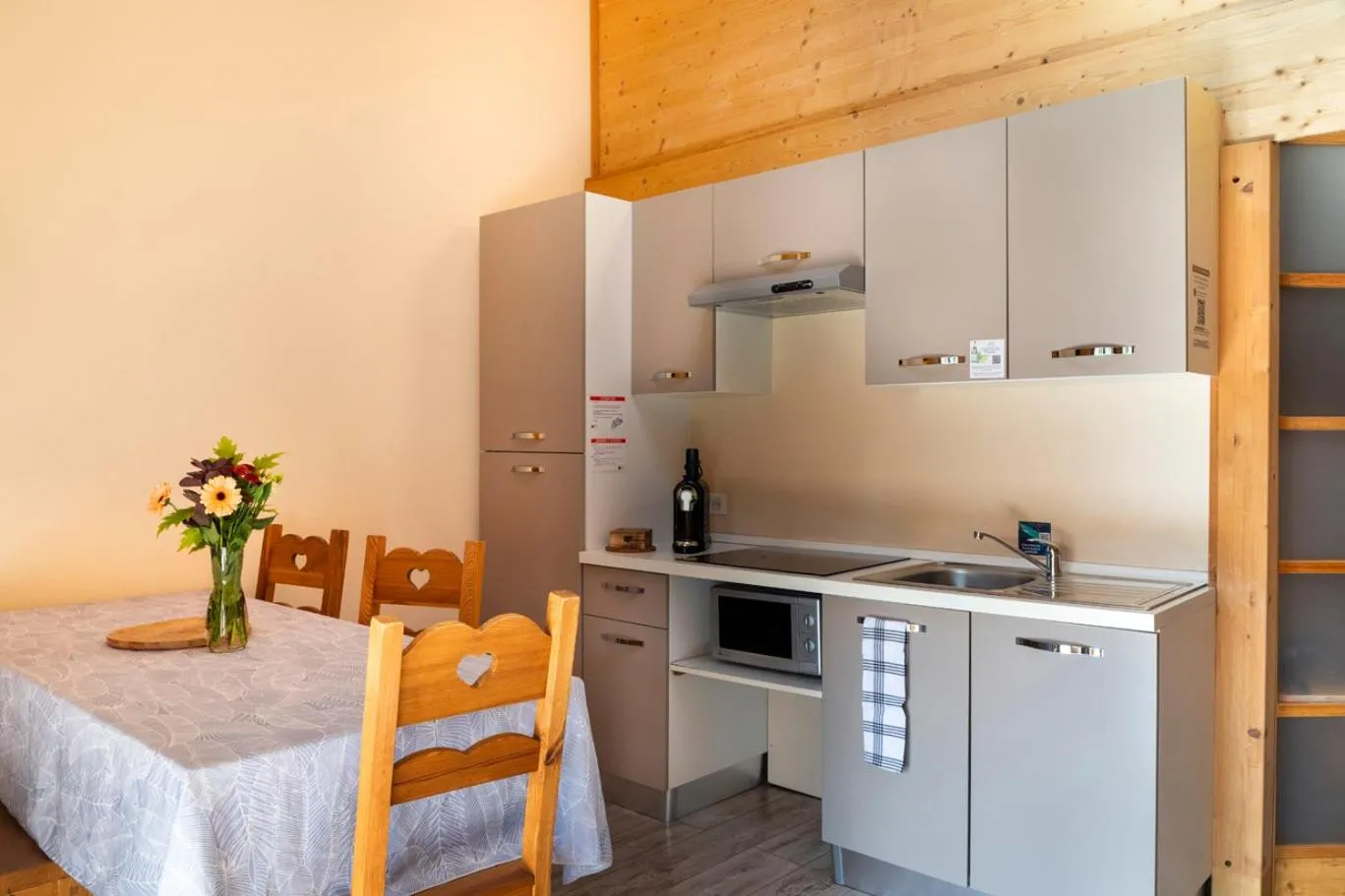 Kitchen or kitchenette in Domaine du Hirtz, Restaurant & Spa