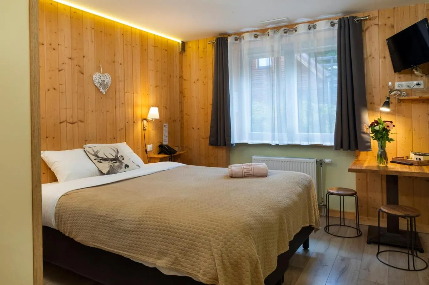 Bed in Domaine du Hirtz, Restaurant & Spa