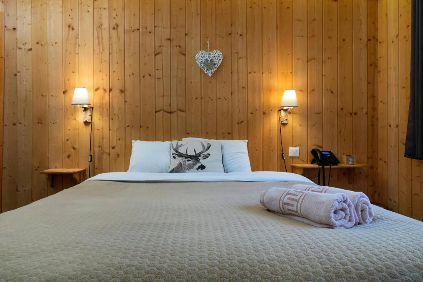 Bed in Domaine du Hirtz, Restaurant & Spa