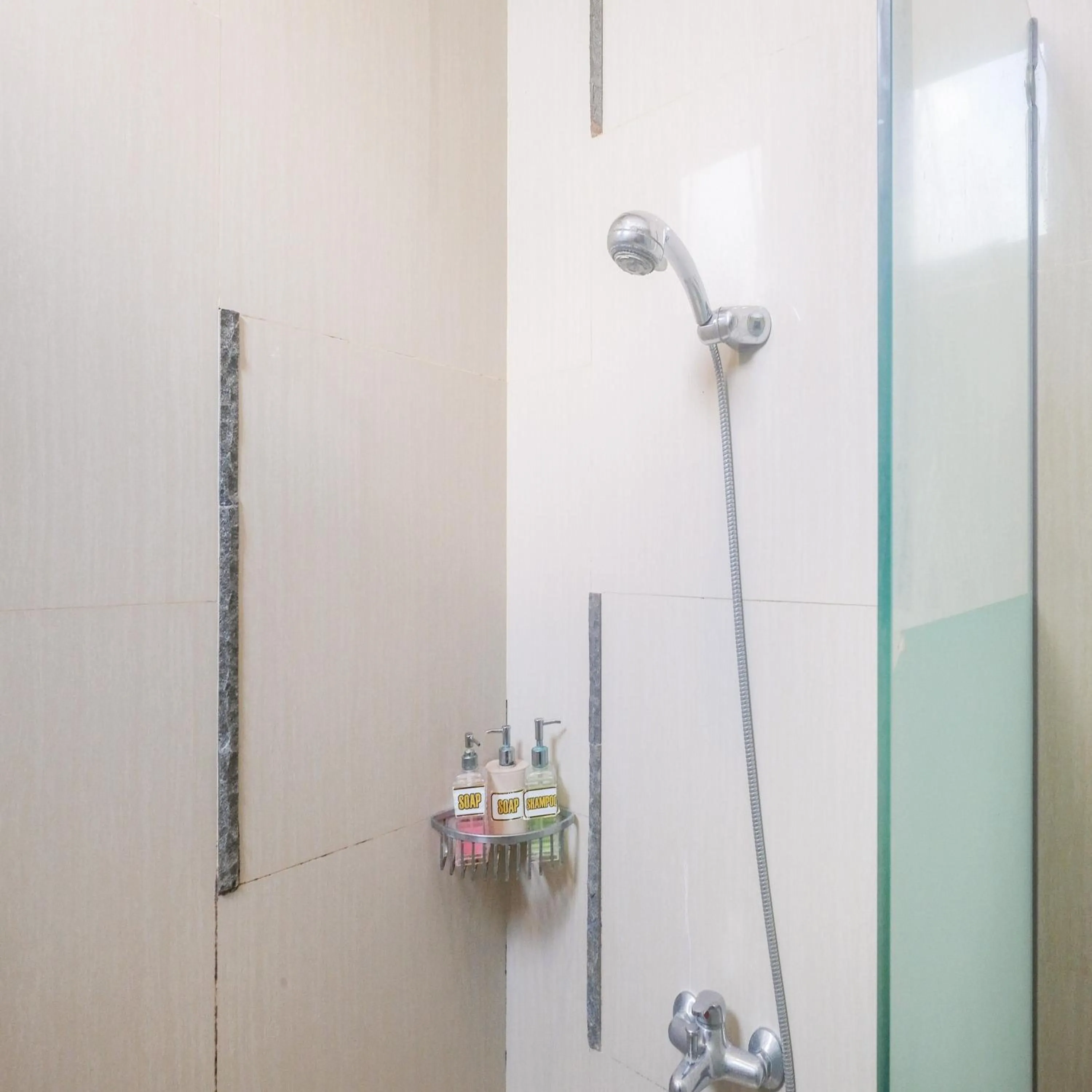 Bathroom in Sans Vibes Hotel Grand Omah Sastro Gejayan