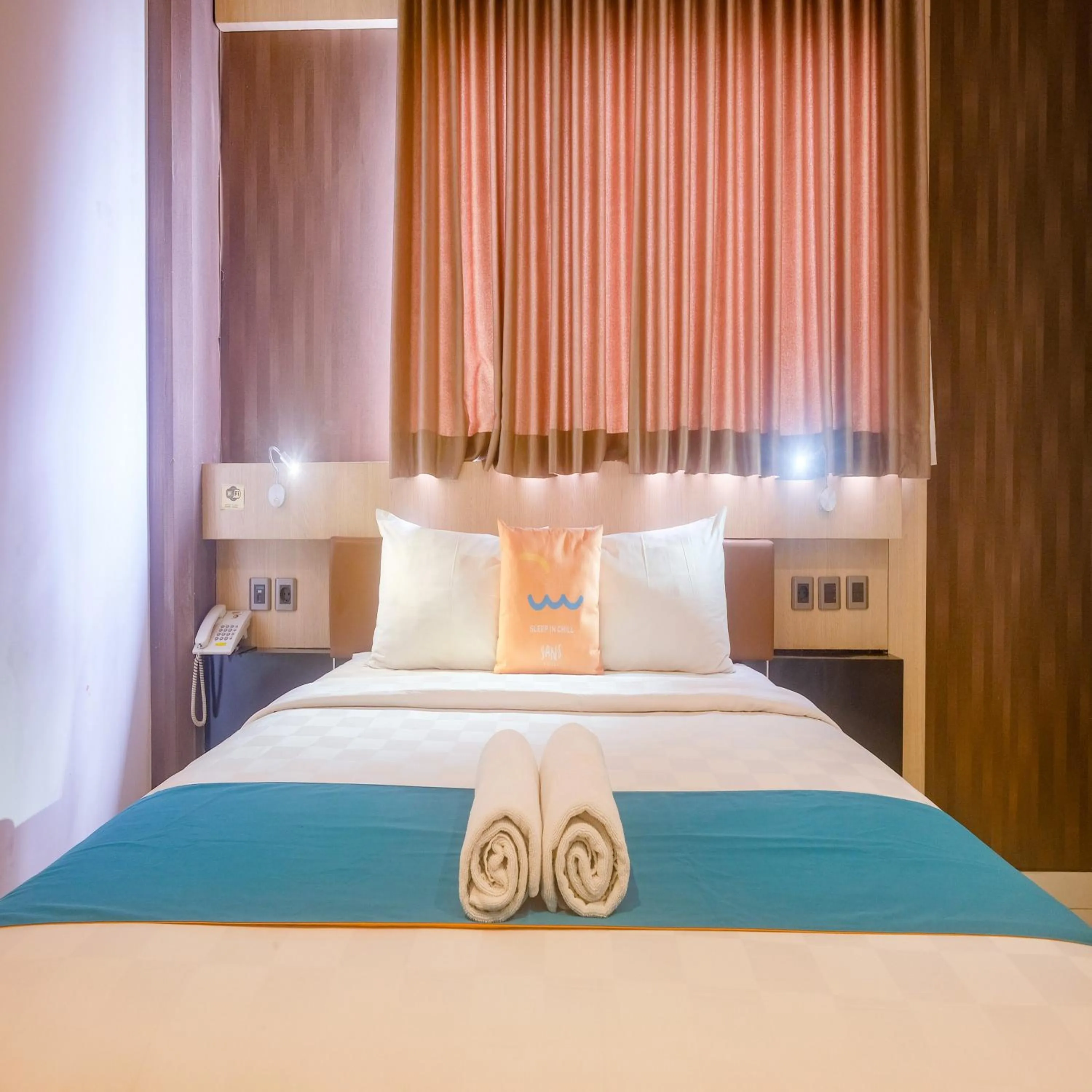 Bedroom, Bed in Sans Vibes Hotel Grand Omah Sastro Gejayan