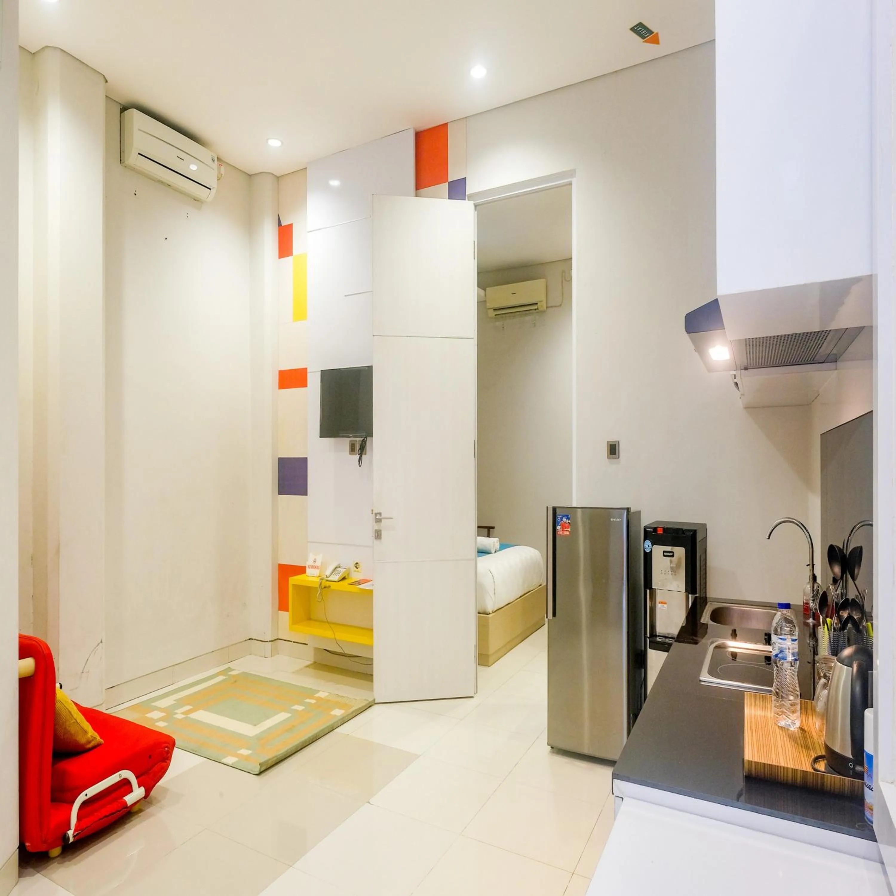 Bedroom, Bed in Sans Vibes Hotel Grand Omah Sastro Gejayan