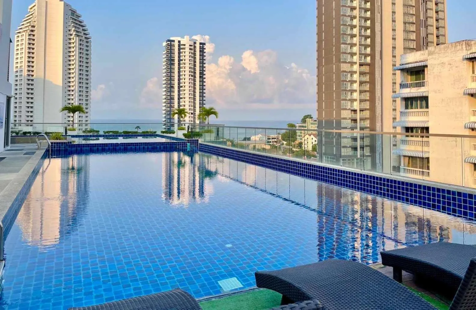 Swimming pool in Laguna Bay 2 by Pattaya Sunny Rentals