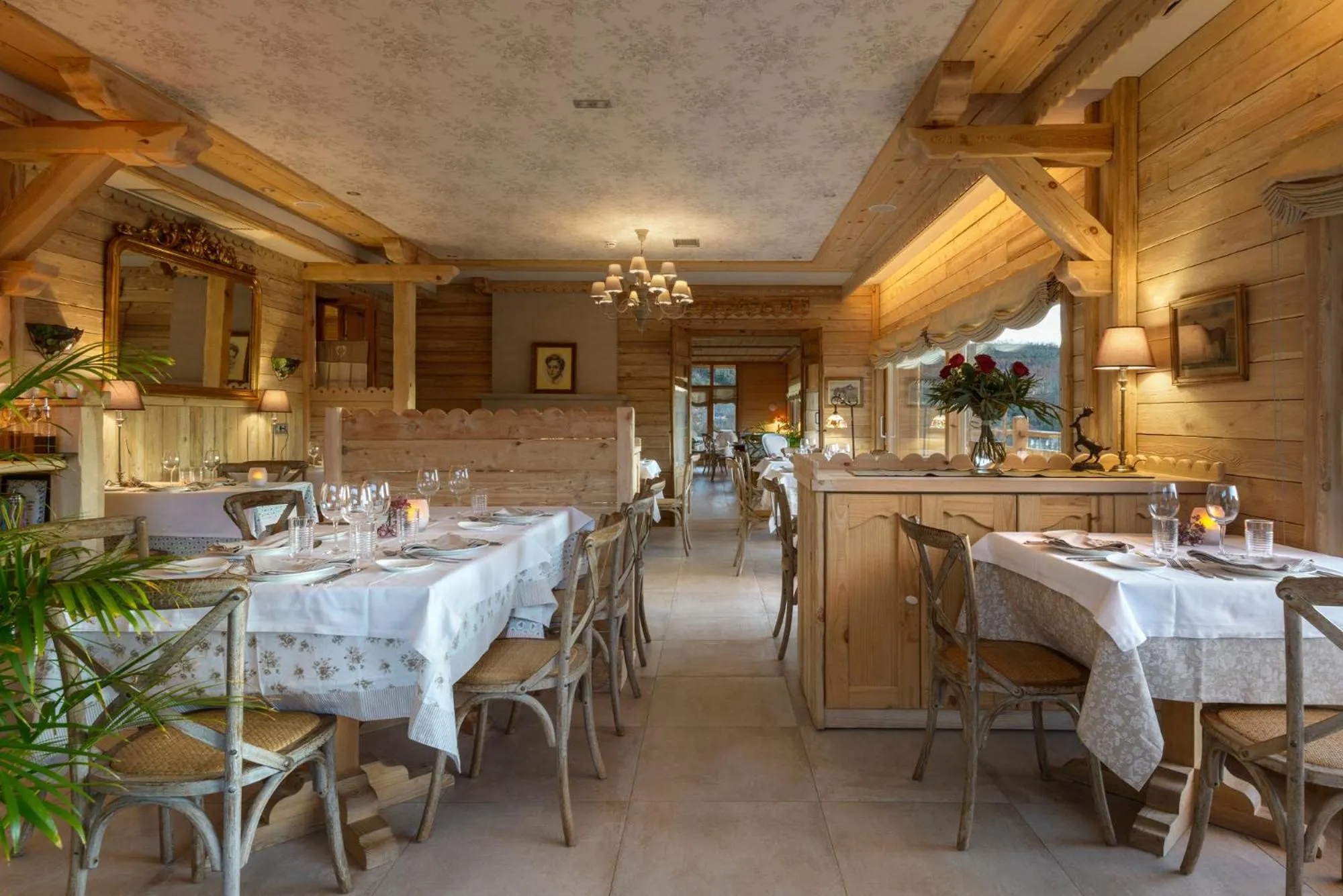 Restaurant/places to eat in Hotel Viñas de Lárrede