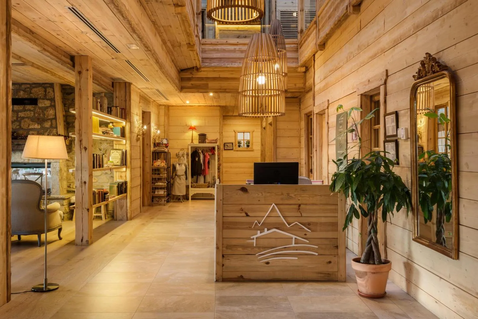 Lobby or reception in Hotel Viñas de Lárrede