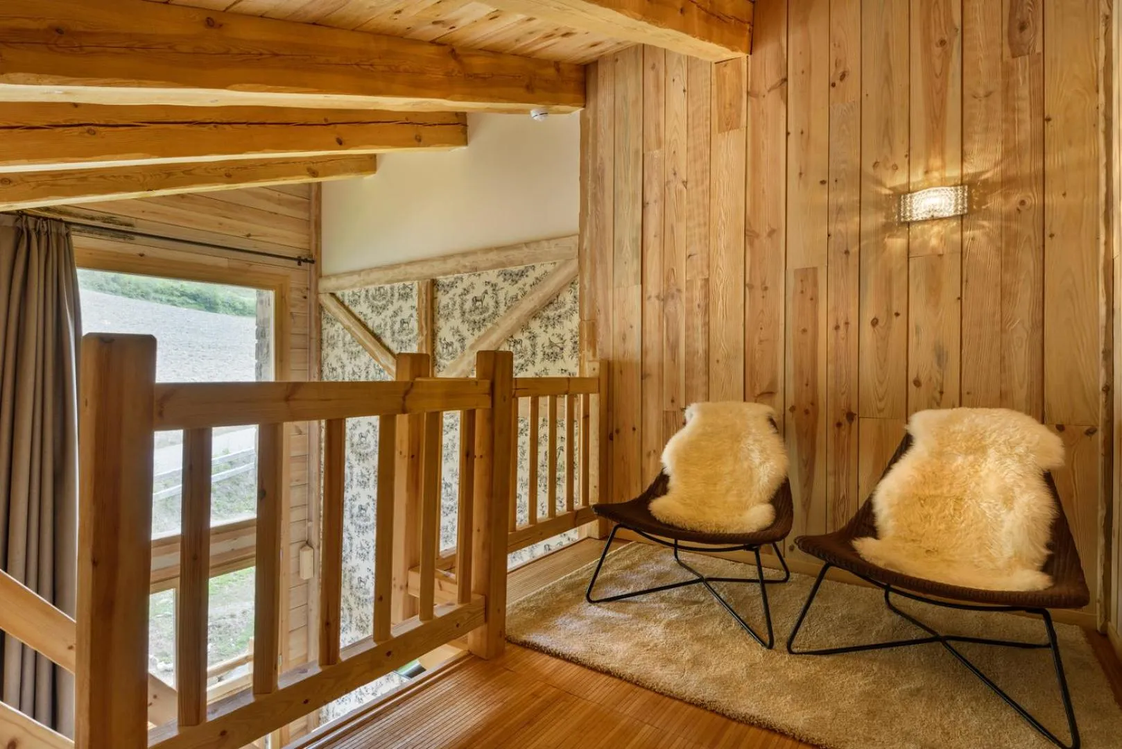 Photo of the whole room in Hotel Viñas de Lárrede