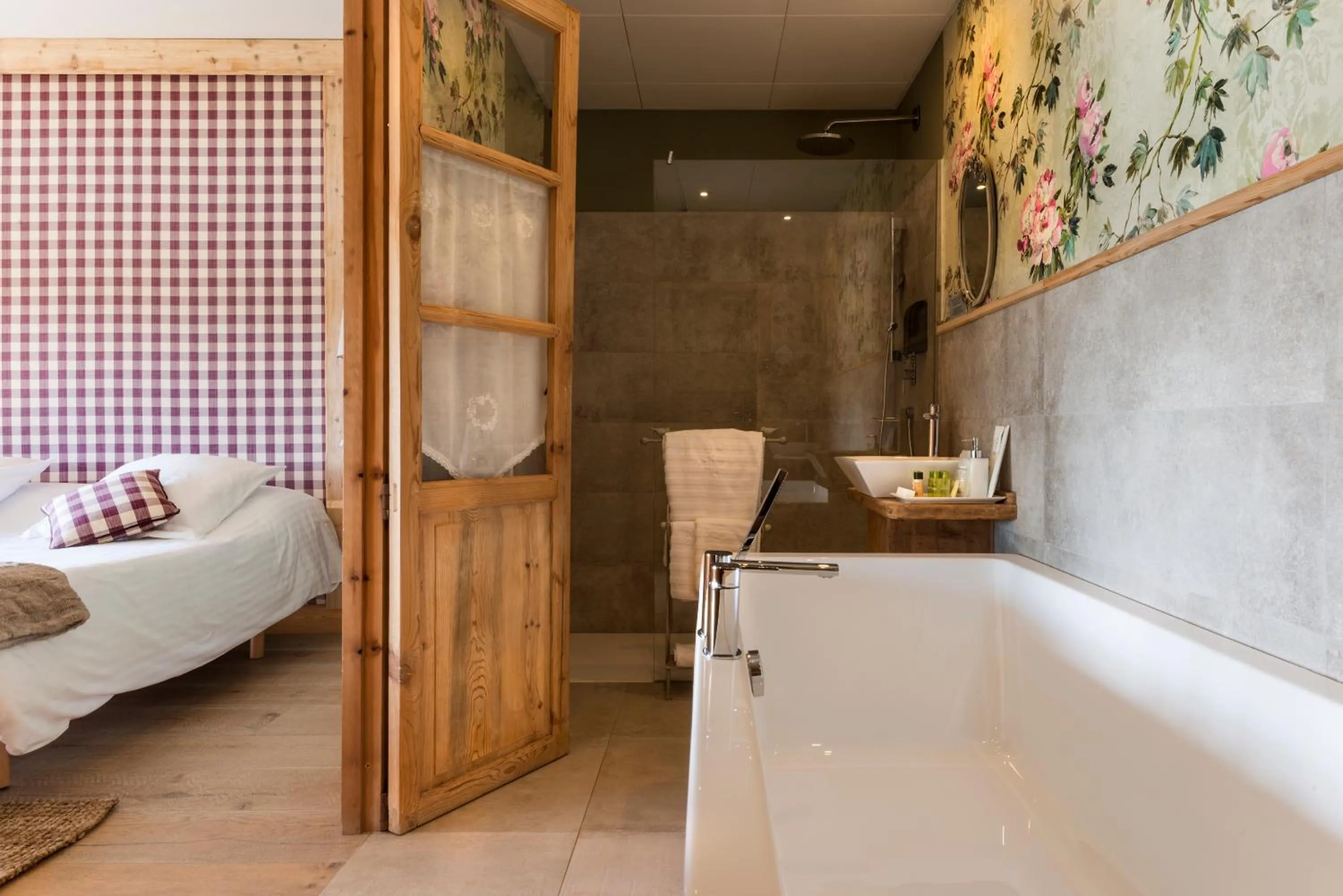 Bed in Hotel Viñas de Lárrede