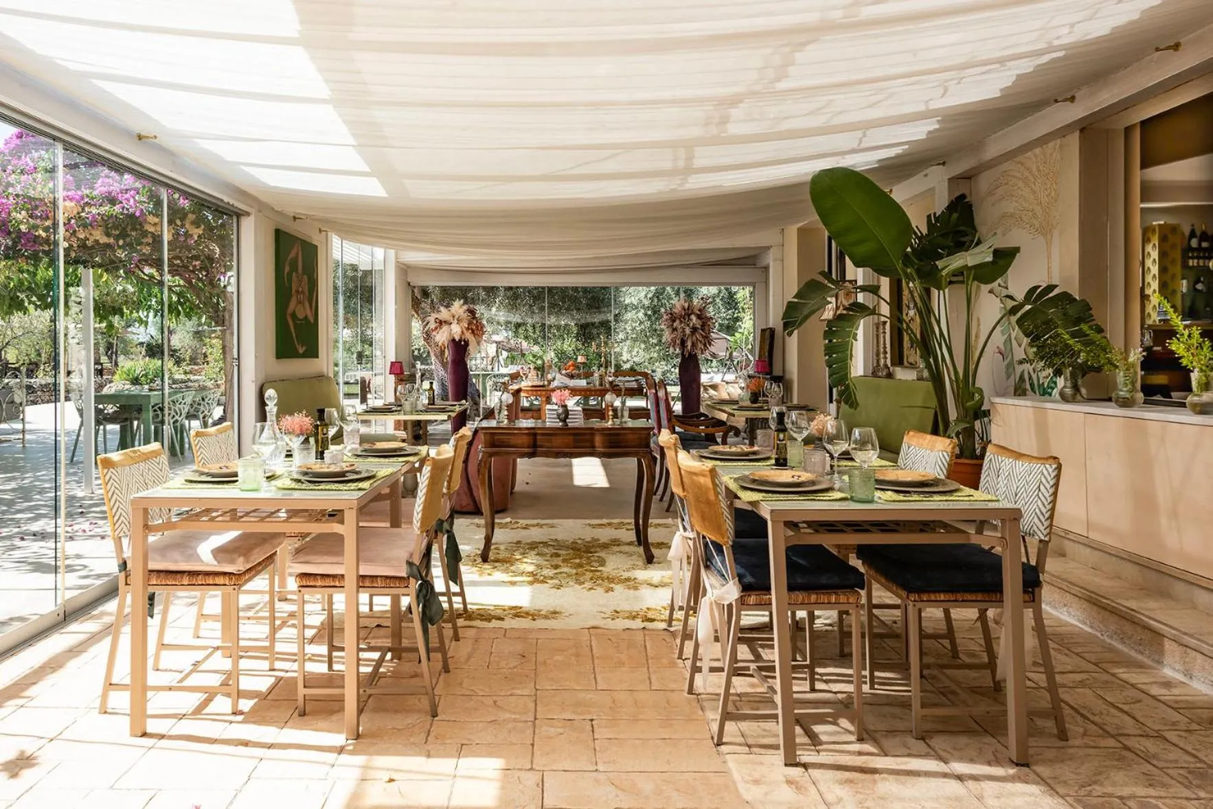 Restaurant/places to eat in Zahir Country House Boutique Hotel Noto