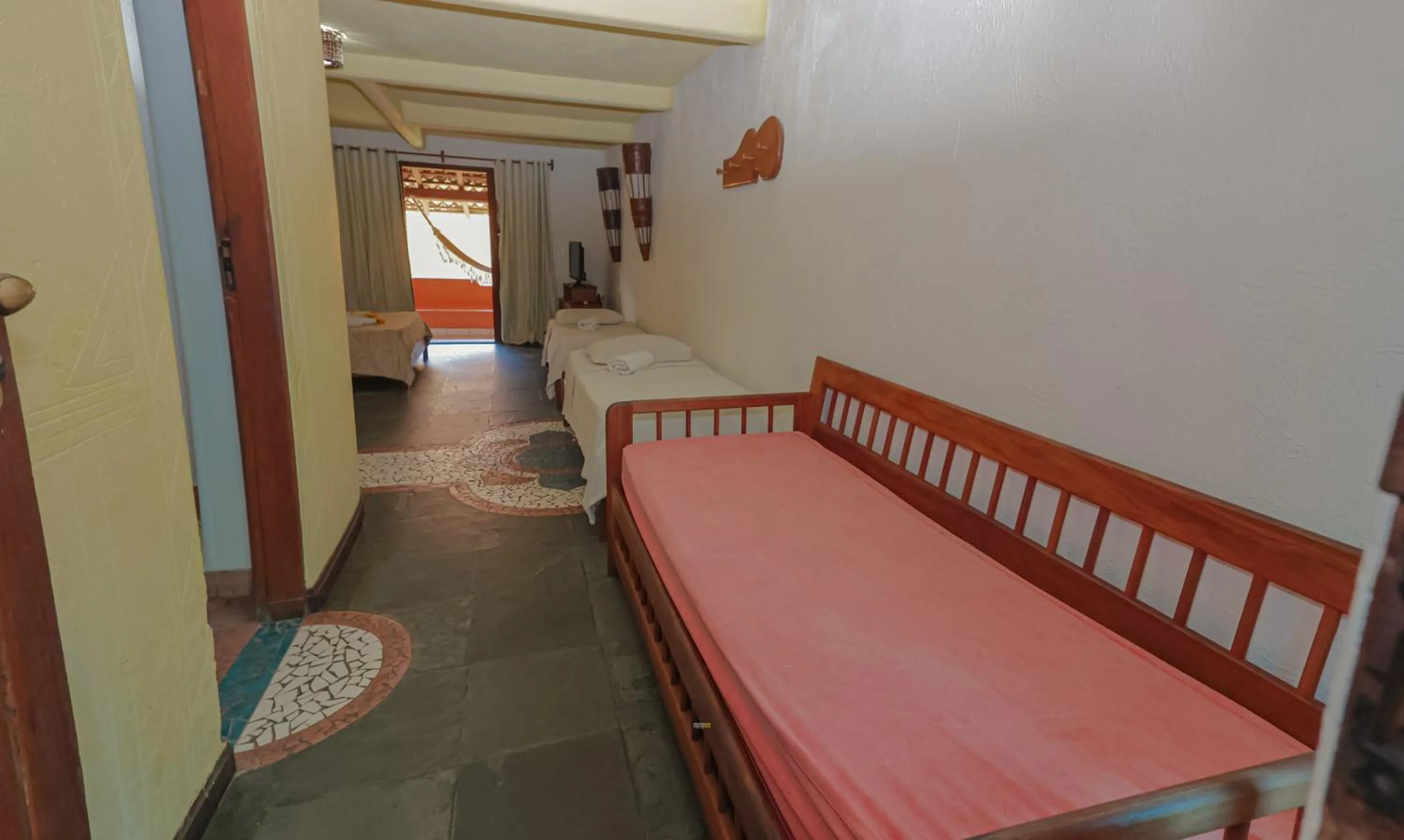 Photo of the whole room, Bed in Estação Santa Fé Hotel e Pousada