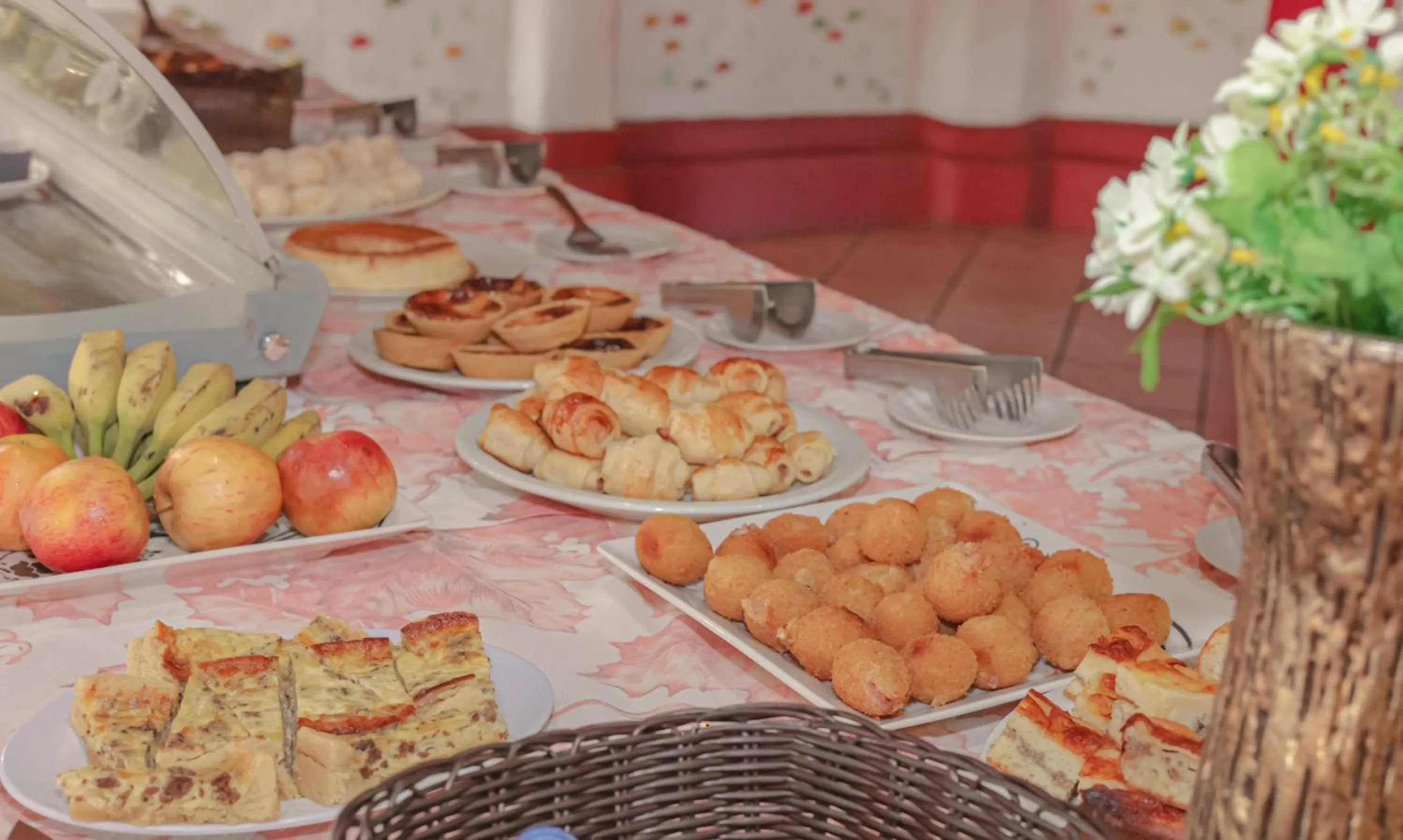 Breakfast in Estação Santa Fé Hotel e Pousada