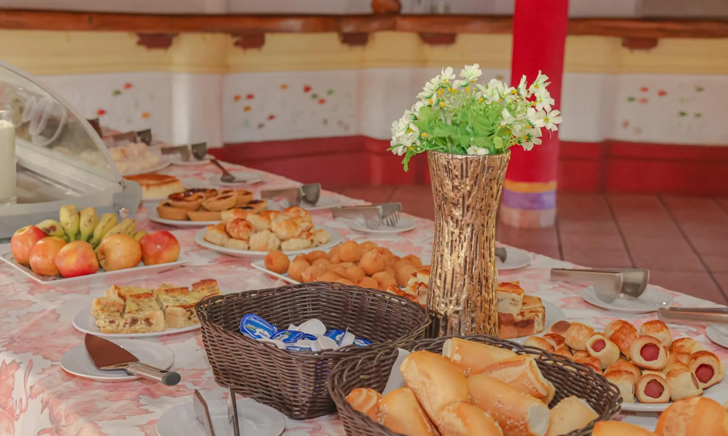 Breakfast in Estação Santa Fé Hotel e Pousada