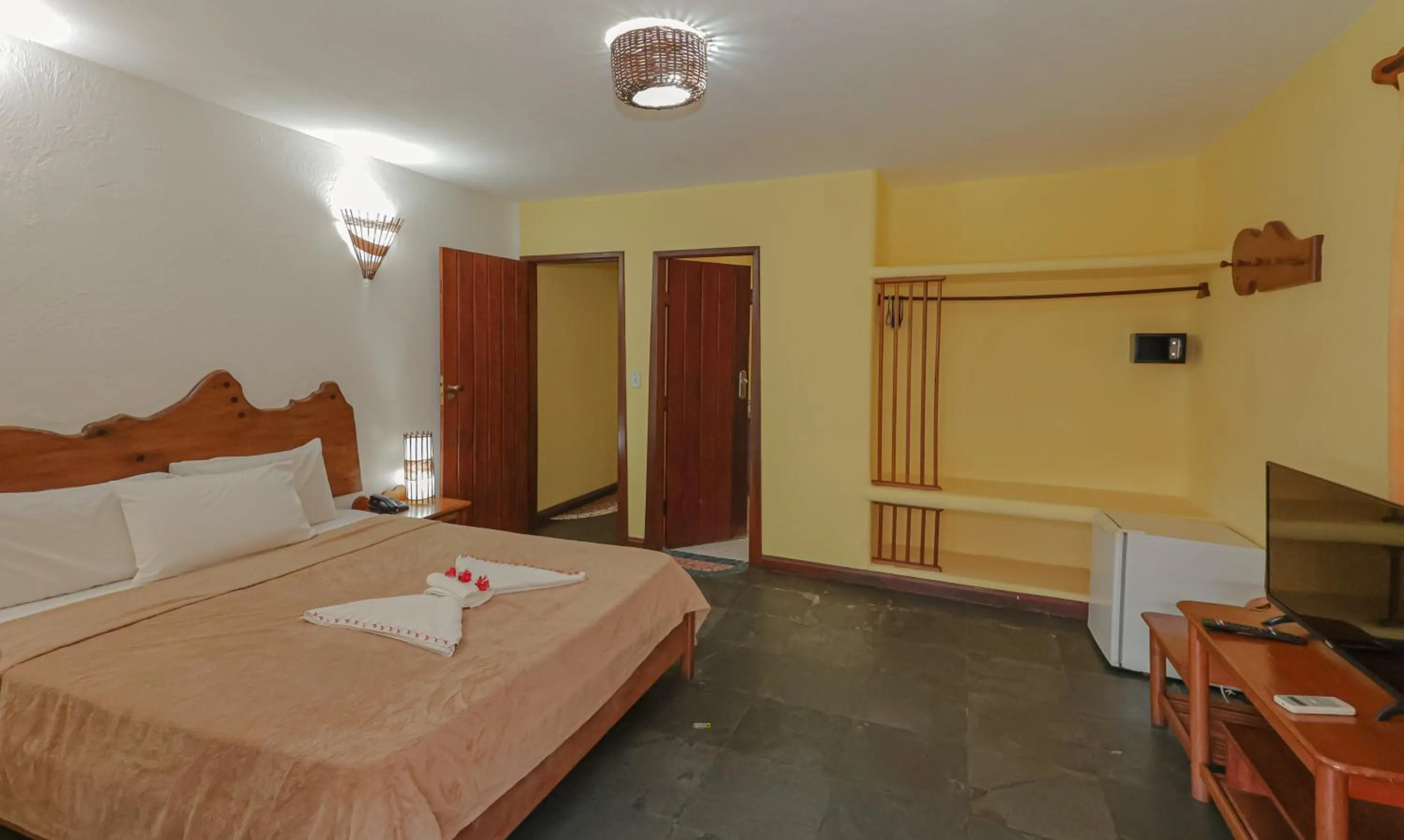 Photo of the whole room, Bed in Estação Santa Fé Hotel e Pousada