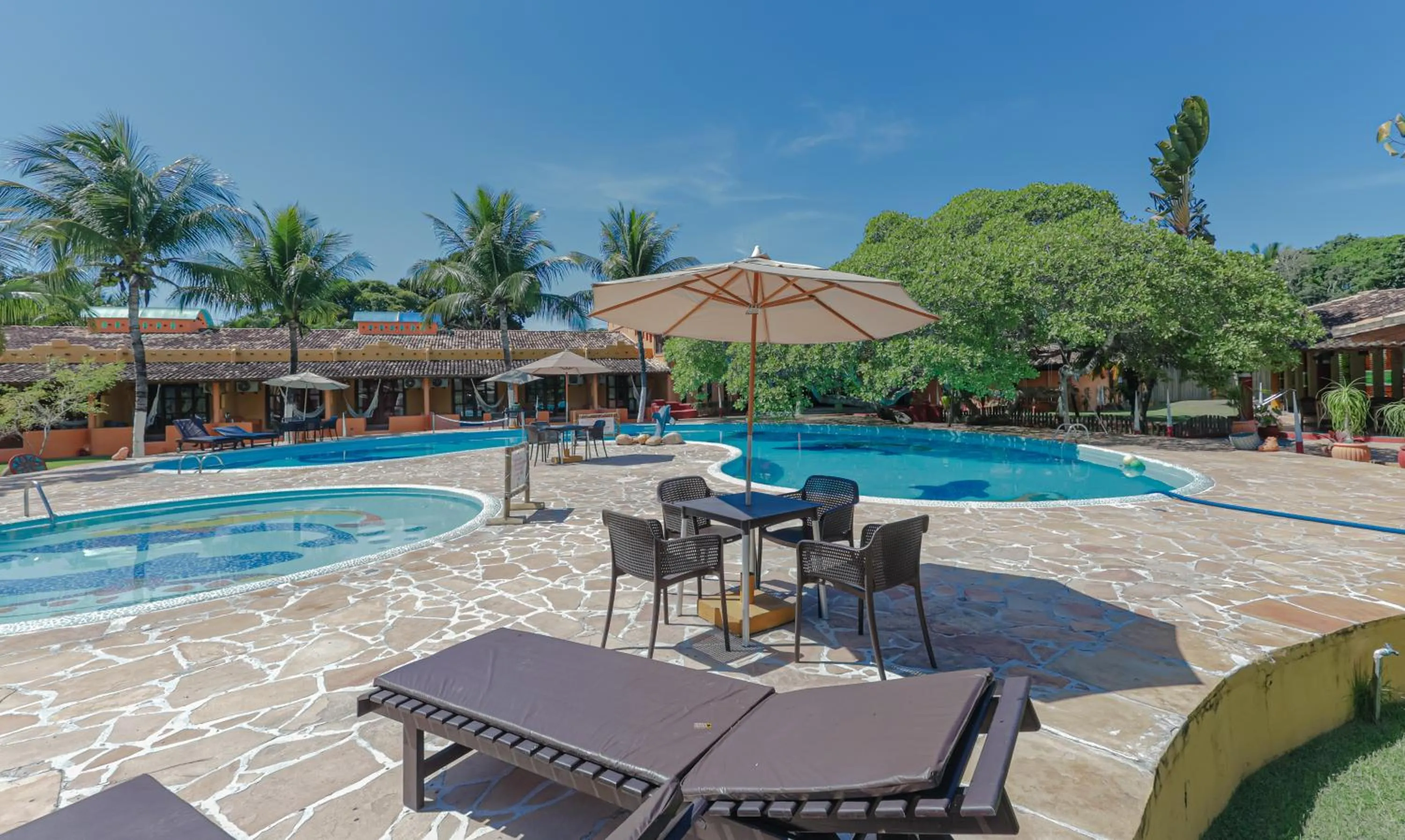 Swimming pool in Estação Santa Fé Hotel e Pousada