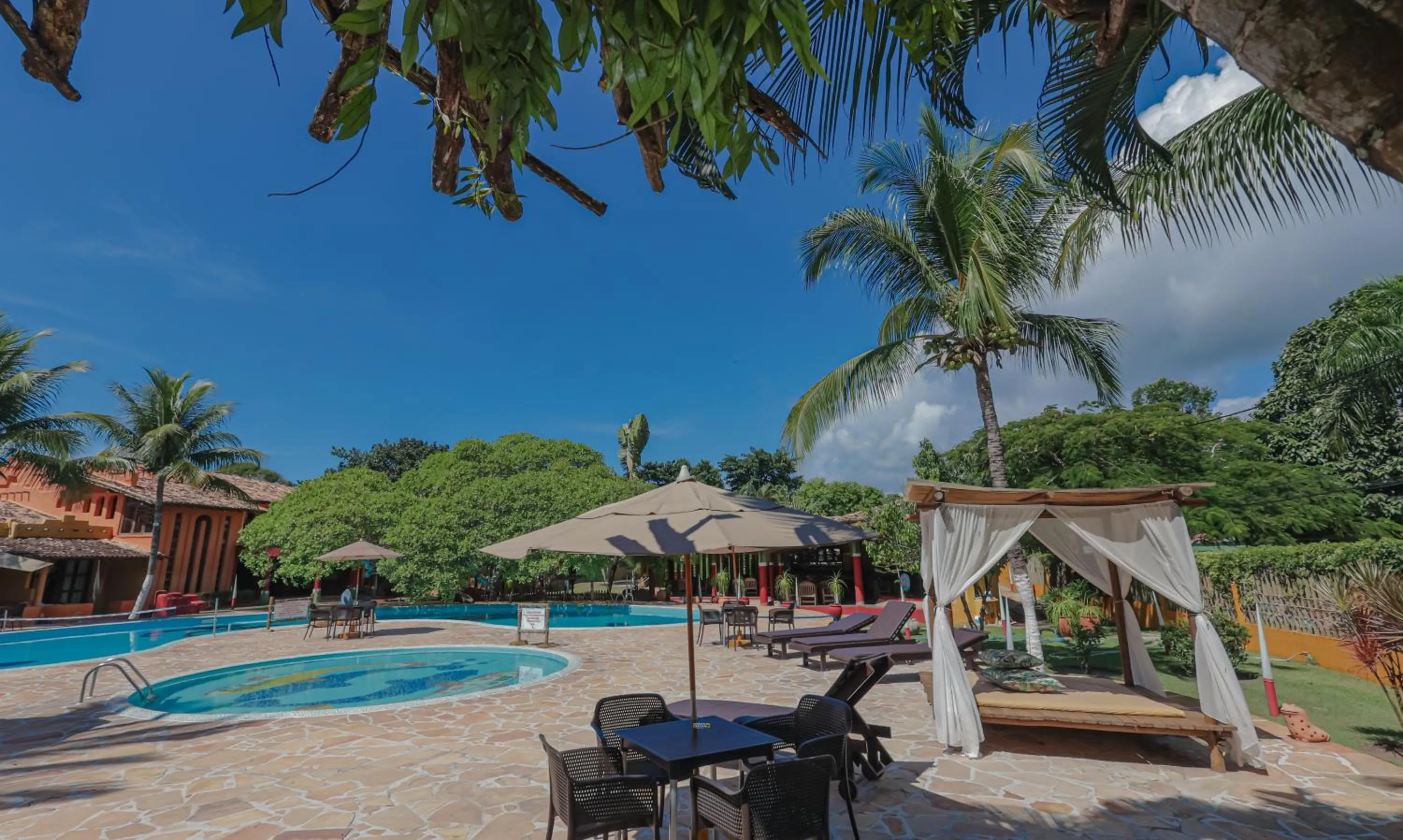 Swimming pool in Estação Santa Fé Hotel e Pousada