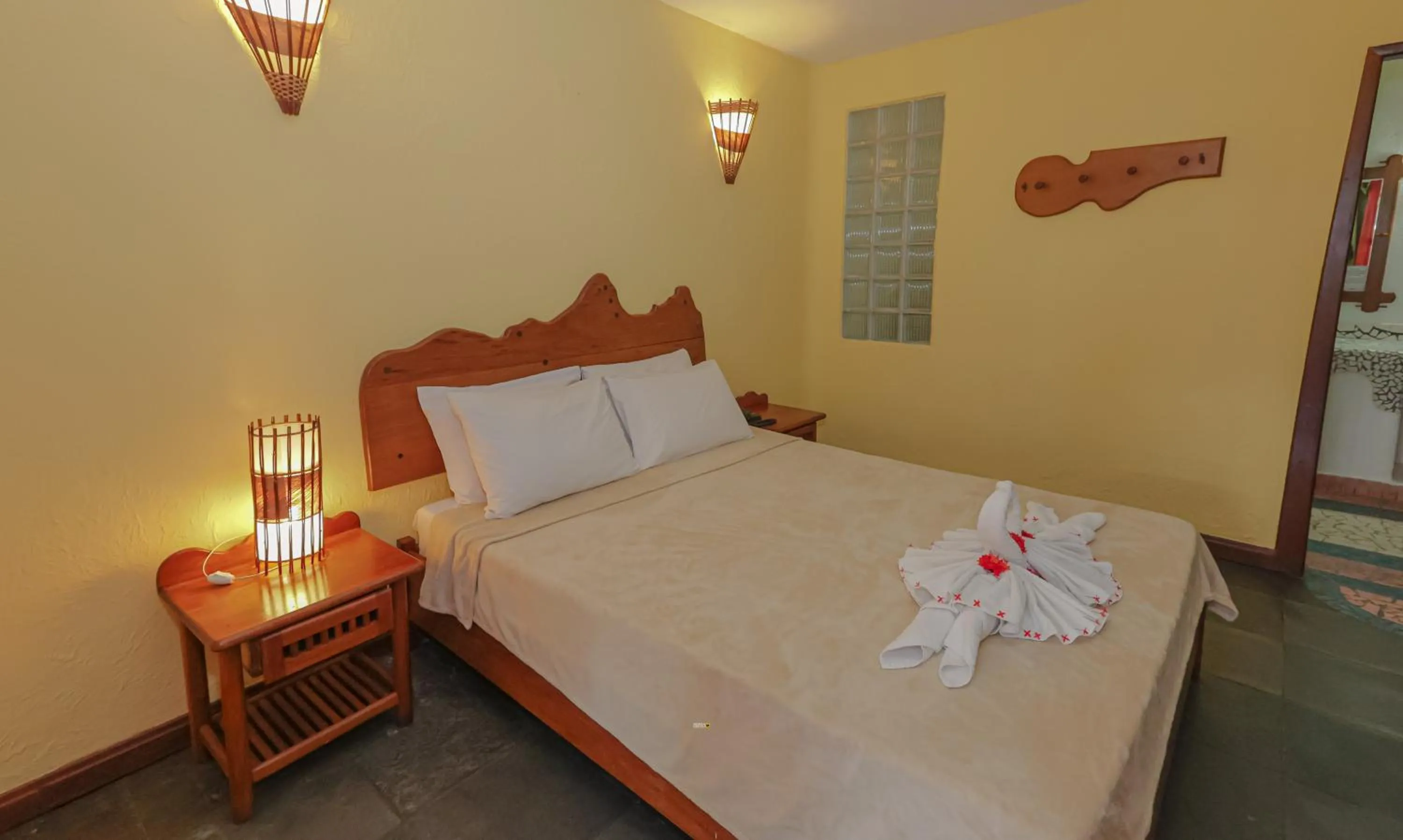 Photo of the whole room, Bed in Estação Santa Fé Hotel e Pousada