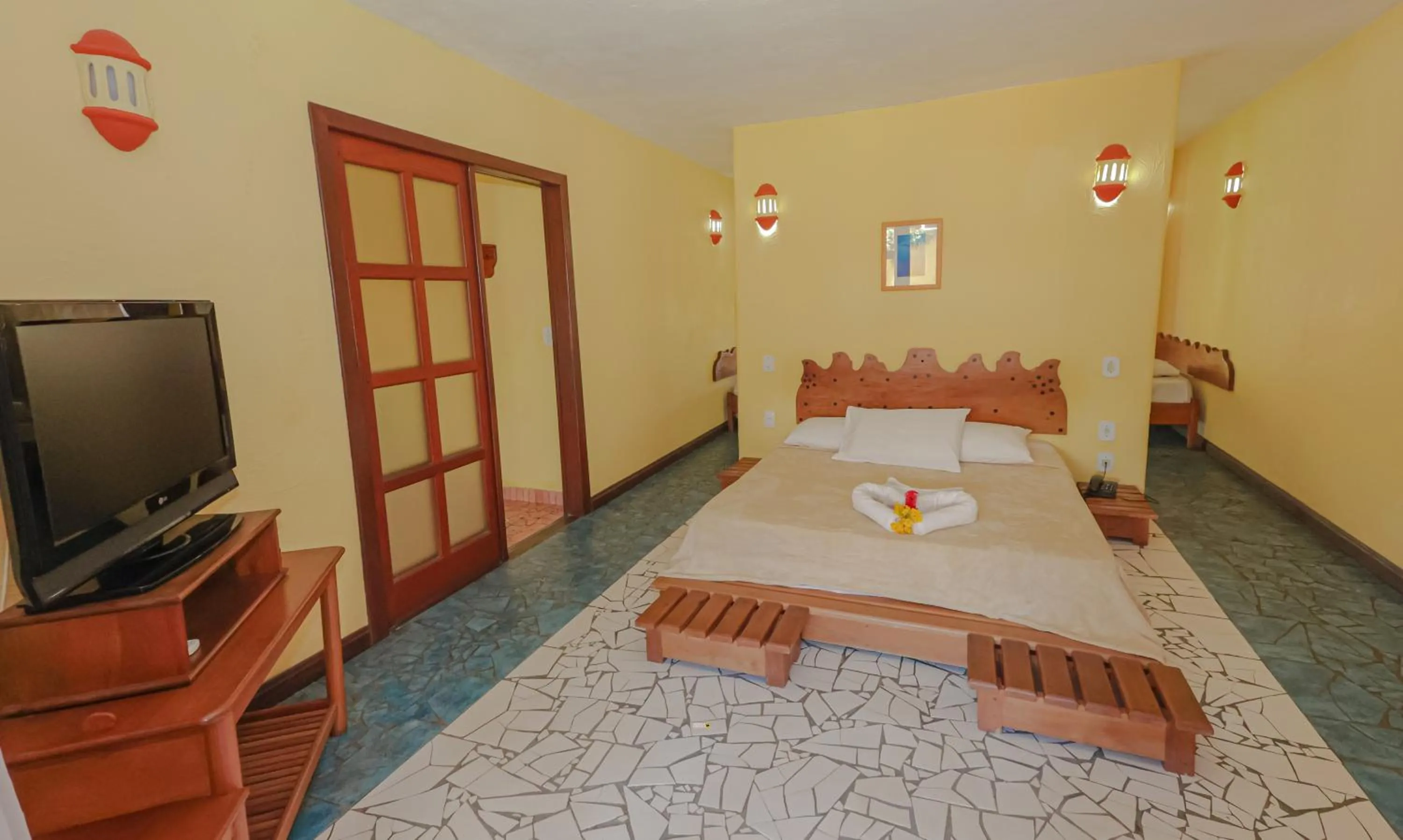 Photo of the whole room, Bed in Estação Santa Fé Hotel e Pousada