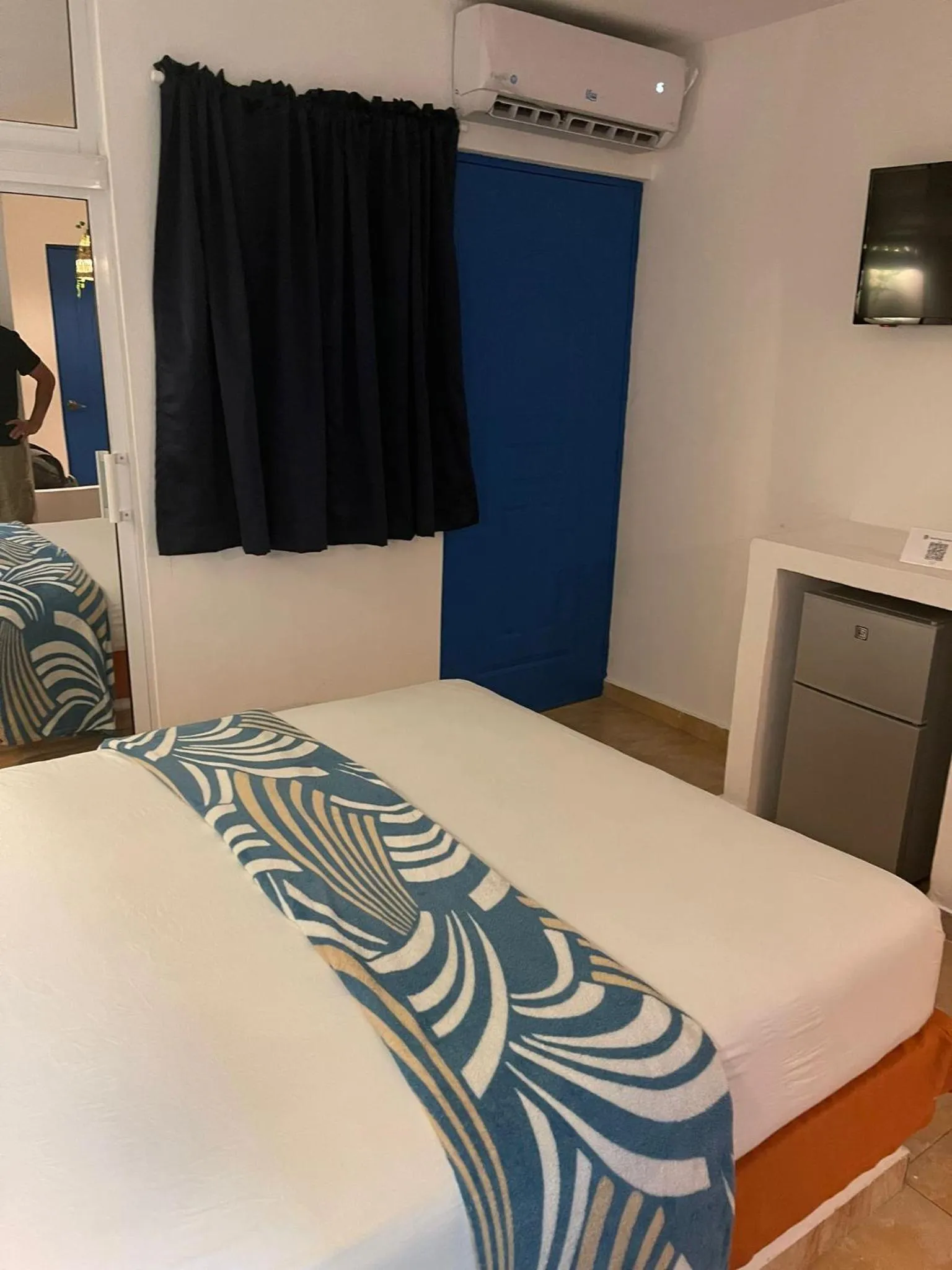 Property building, Bed in Nuovo Hotel Playa Catalina