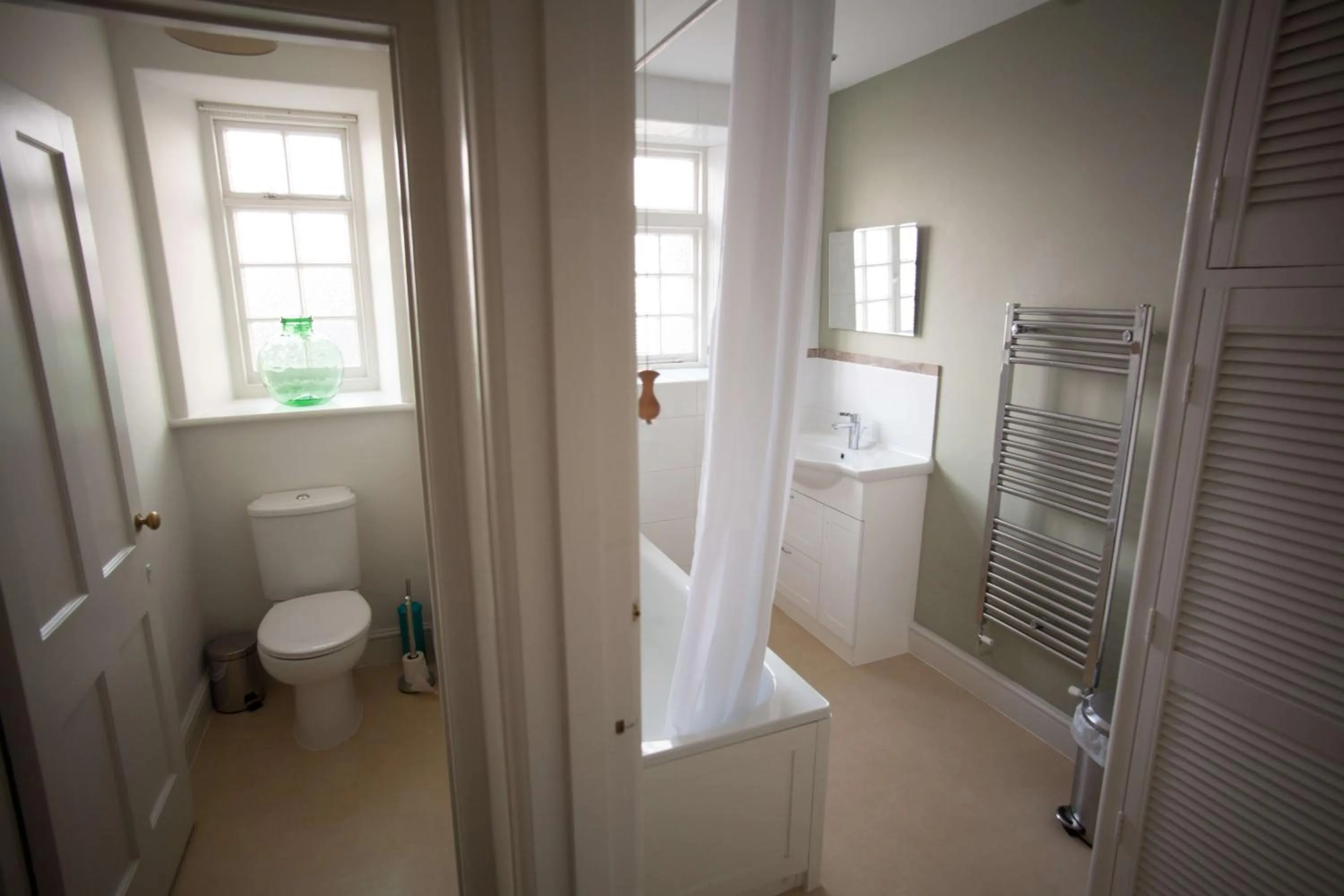 Bathroom in The Scott Arms