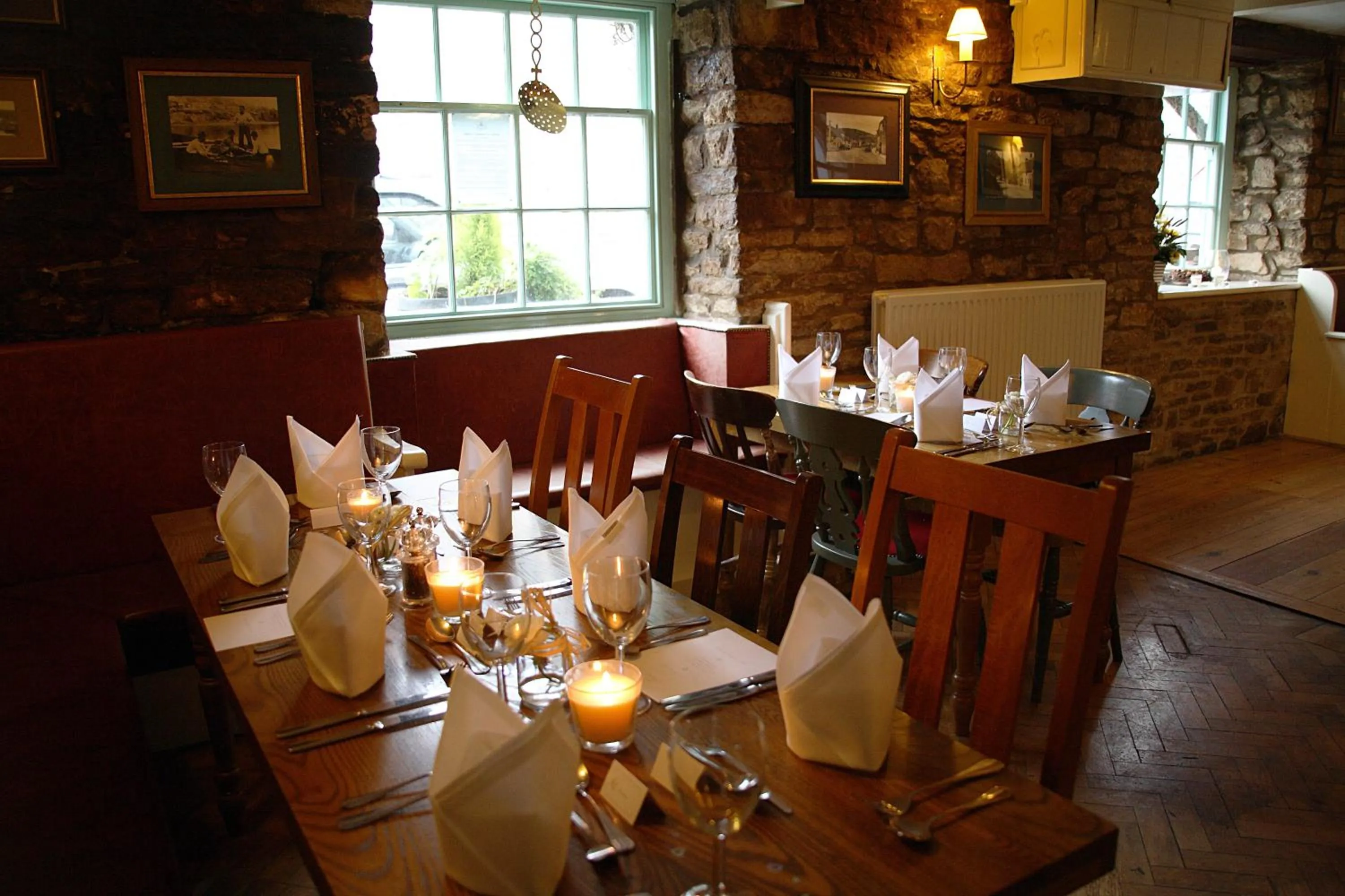 Restaurant/places to eat in The Scott Arms