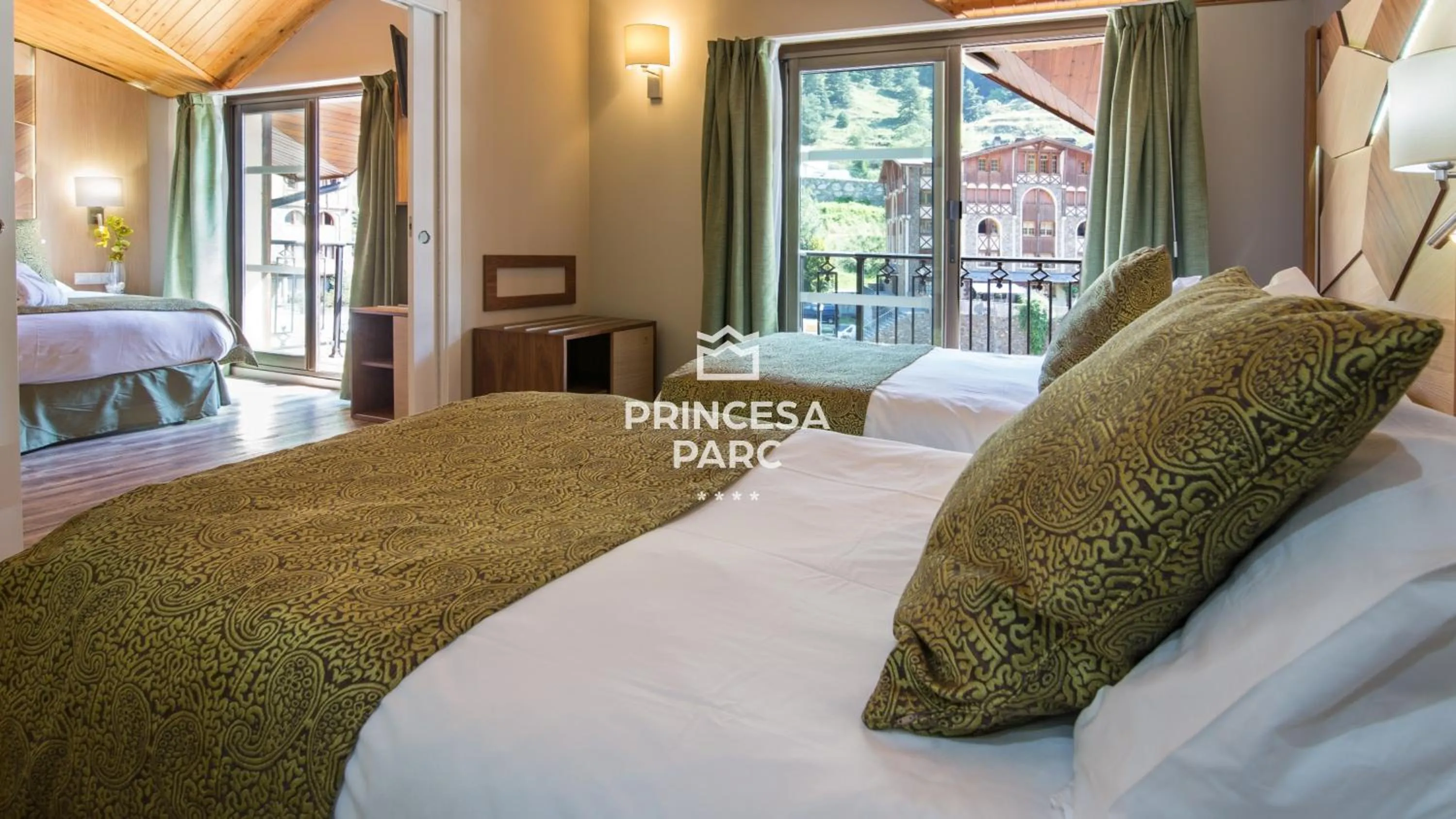 Bed in Hotel Princesa Parc