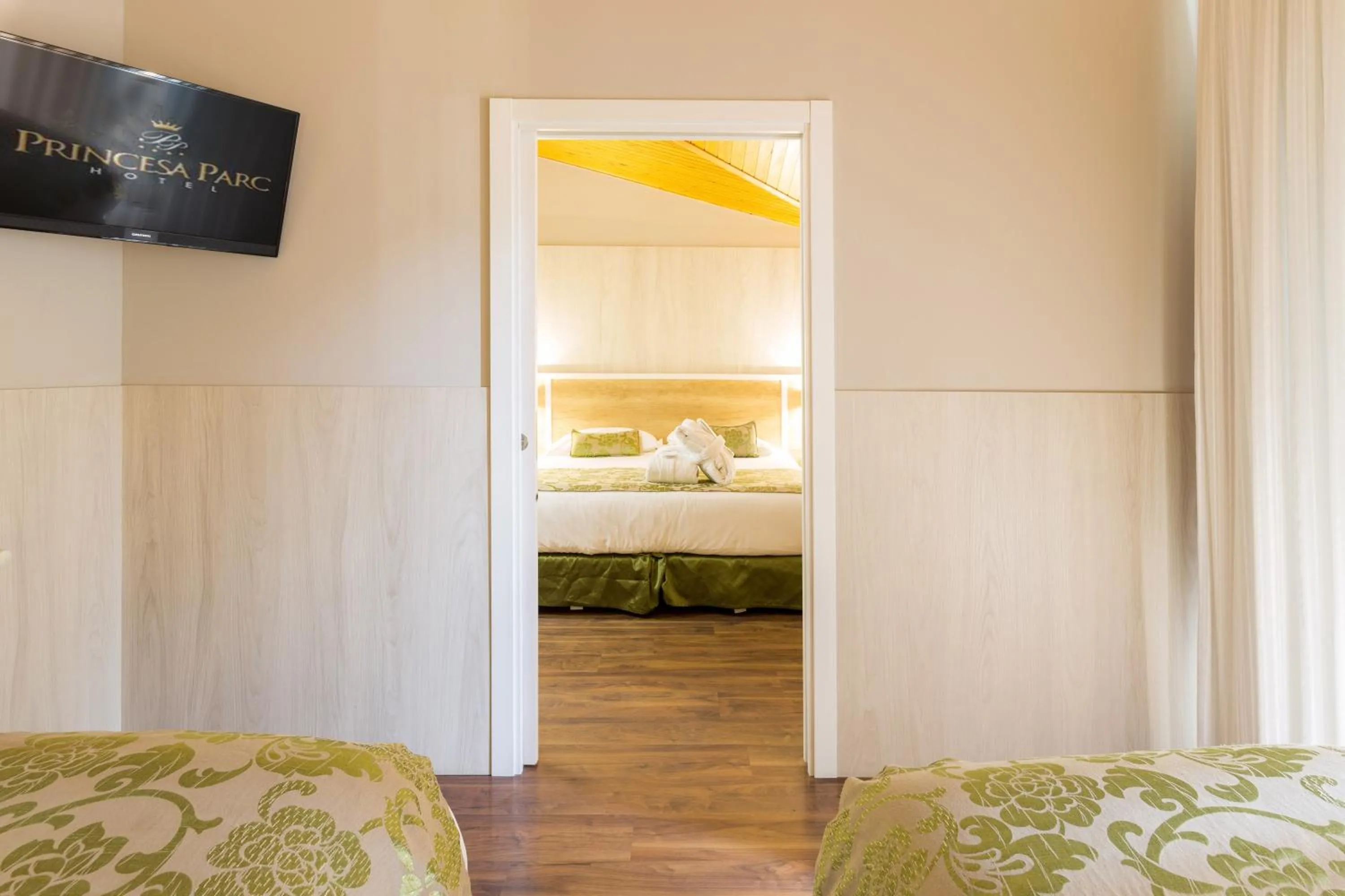 Bed in Hotel Princesa Parc