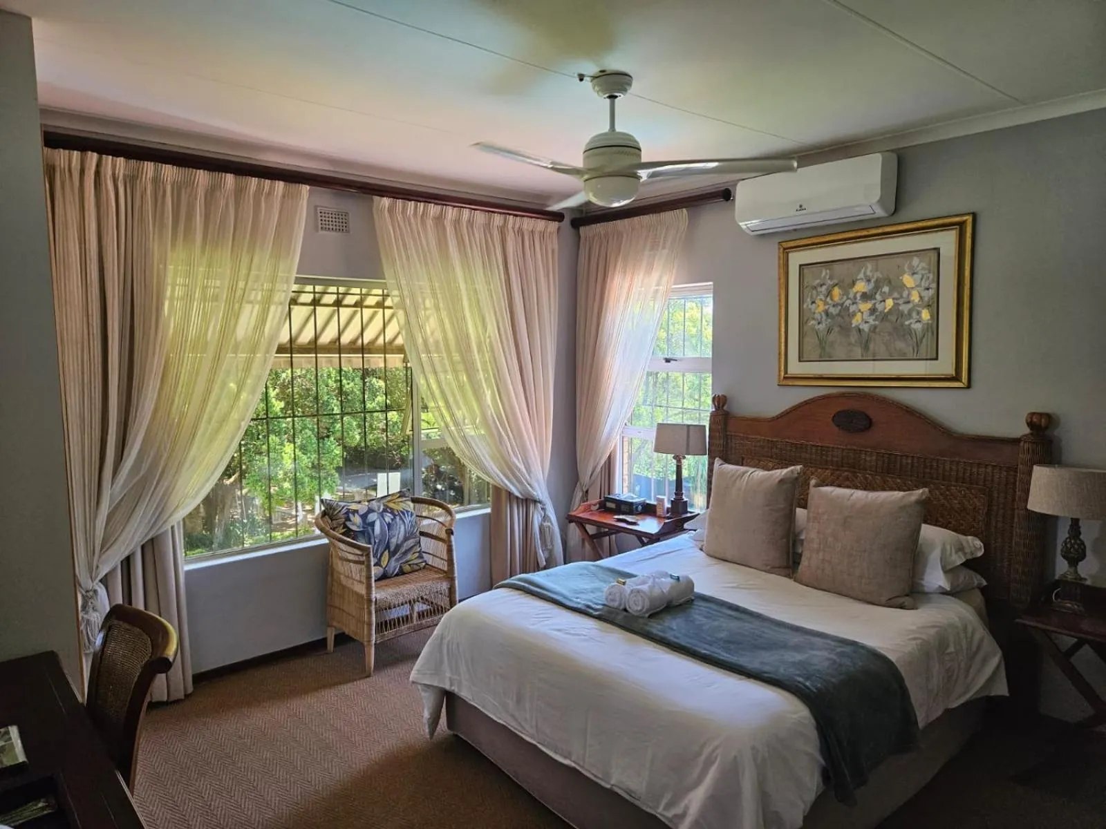 Bedroom, Bed in Hillton Manor Guest House