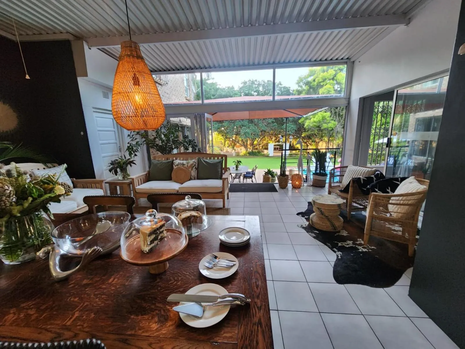 Evening entertainment in Hillton Manor Guest House