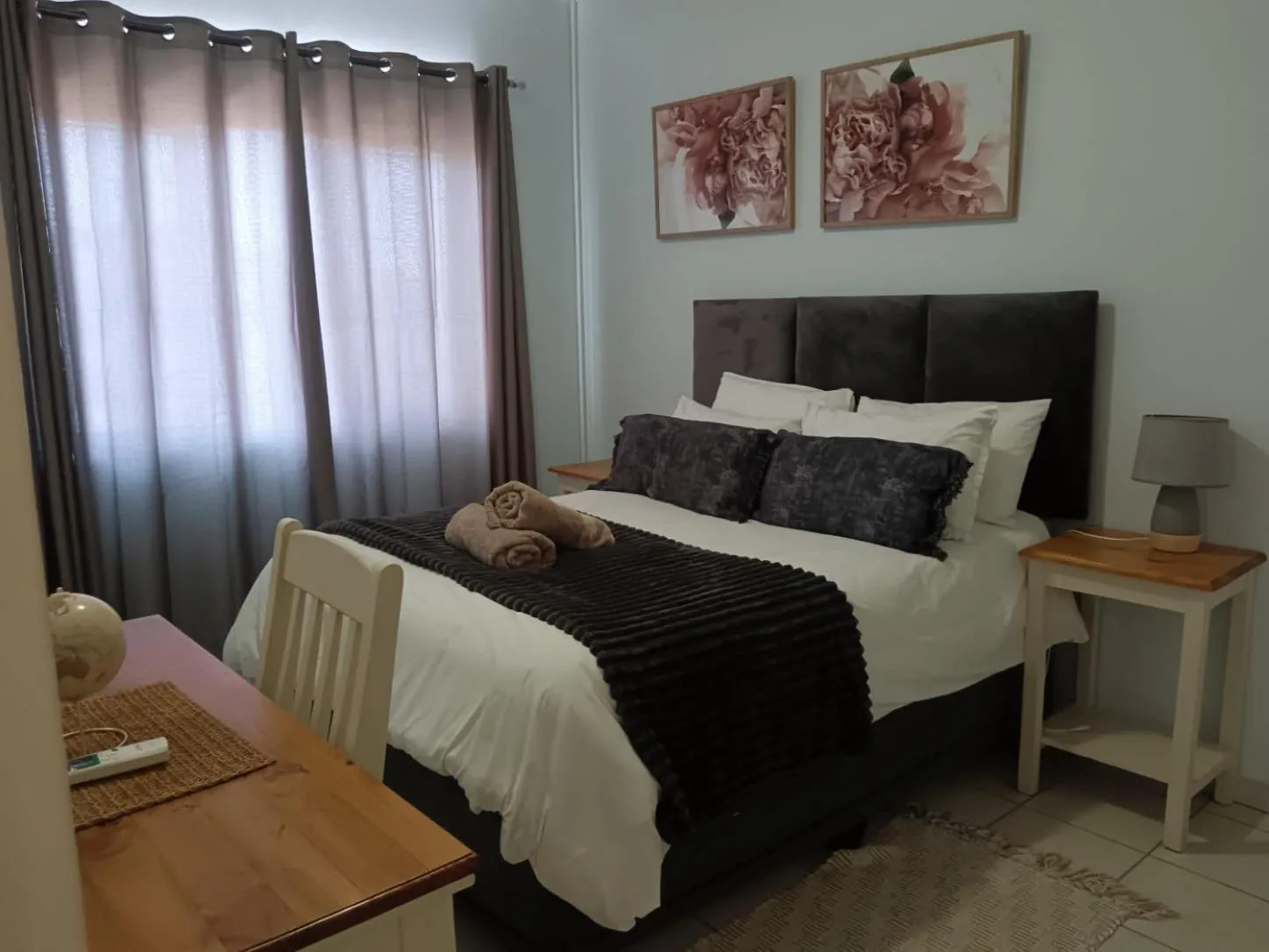 Bedroom, Bed in Hillton Manor Guest House