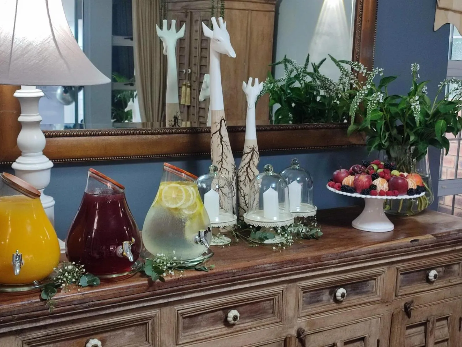 Food and drinks in Hillton Manor Guest House