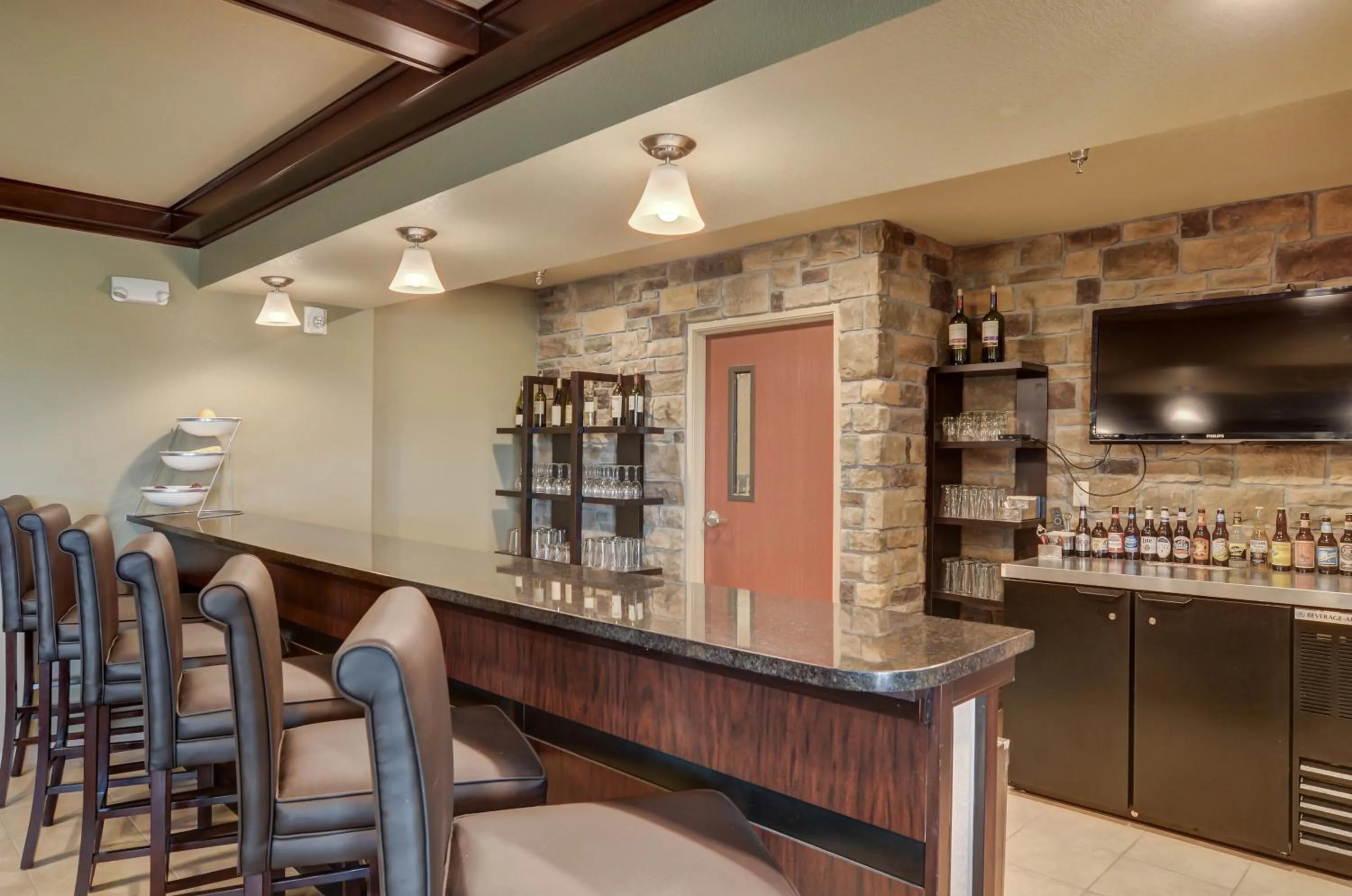 Lounge or bar in Cobblestone Inn & Suites - Ord