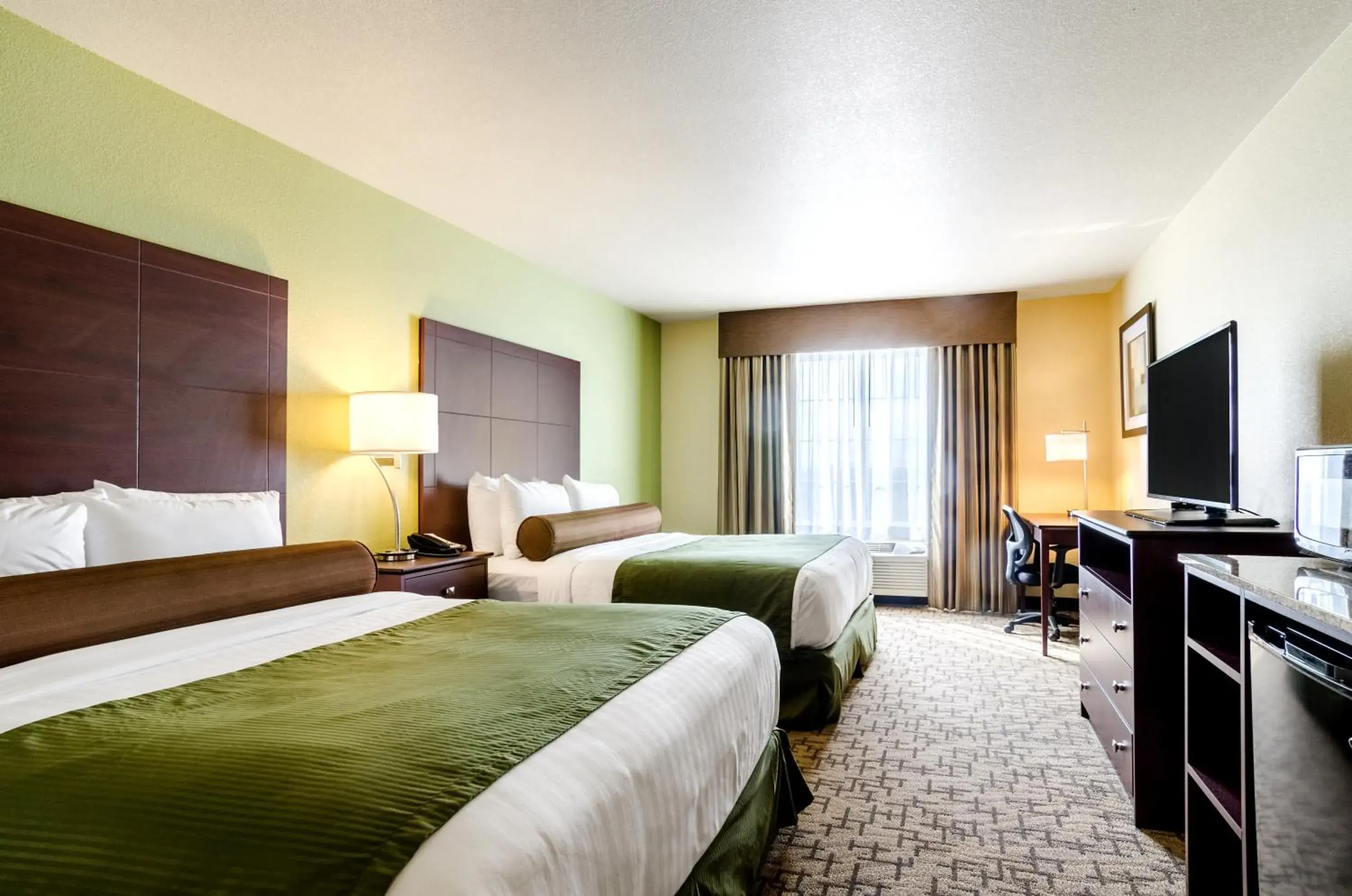 Queen Room - Disability Access in Cobblestone Inn & Suites - Ord Queen Room - Disability Access in Cobblestone Inn & Suites - Ord