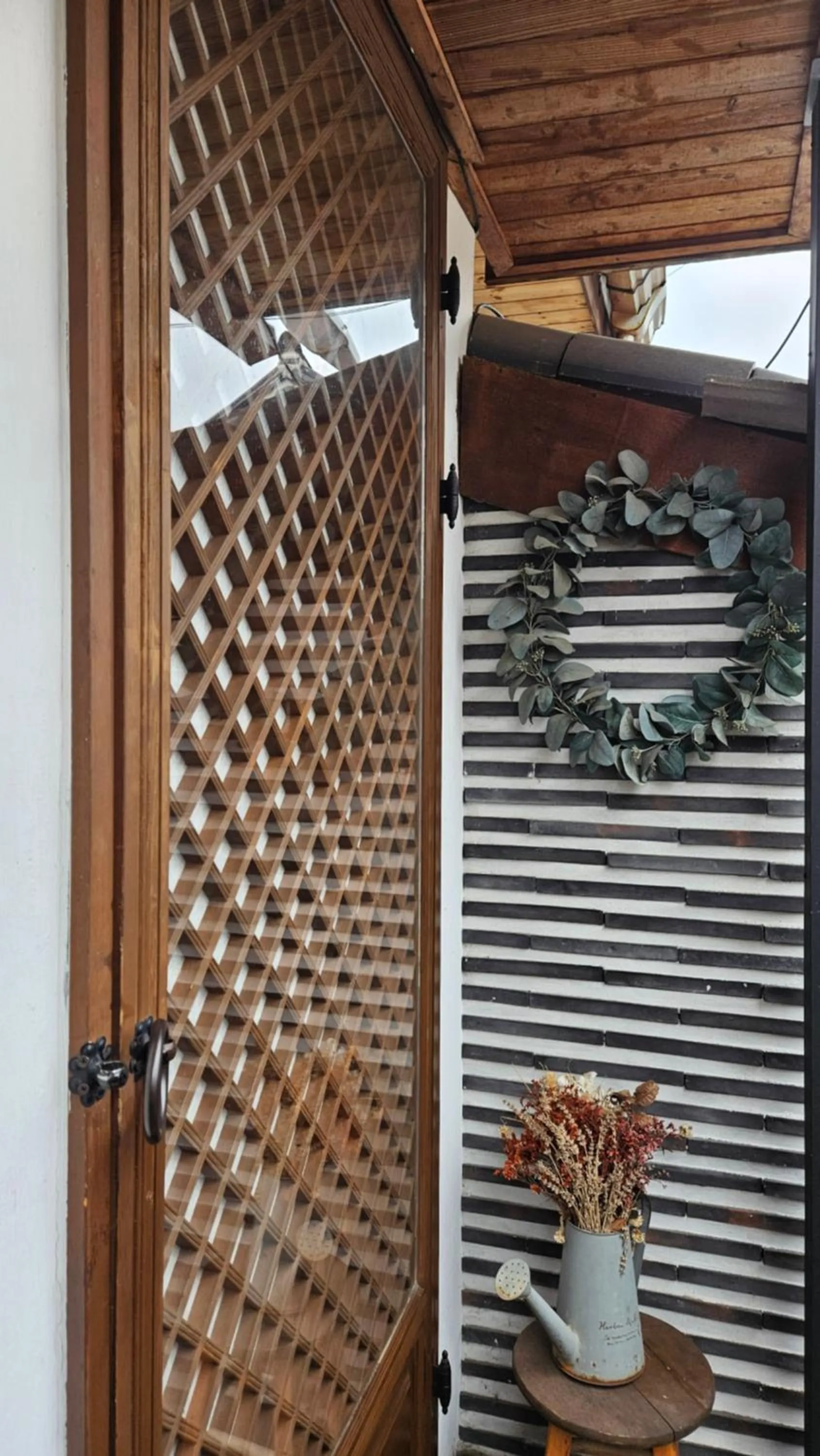 Property building in Sungsim Hanok Guesthouse