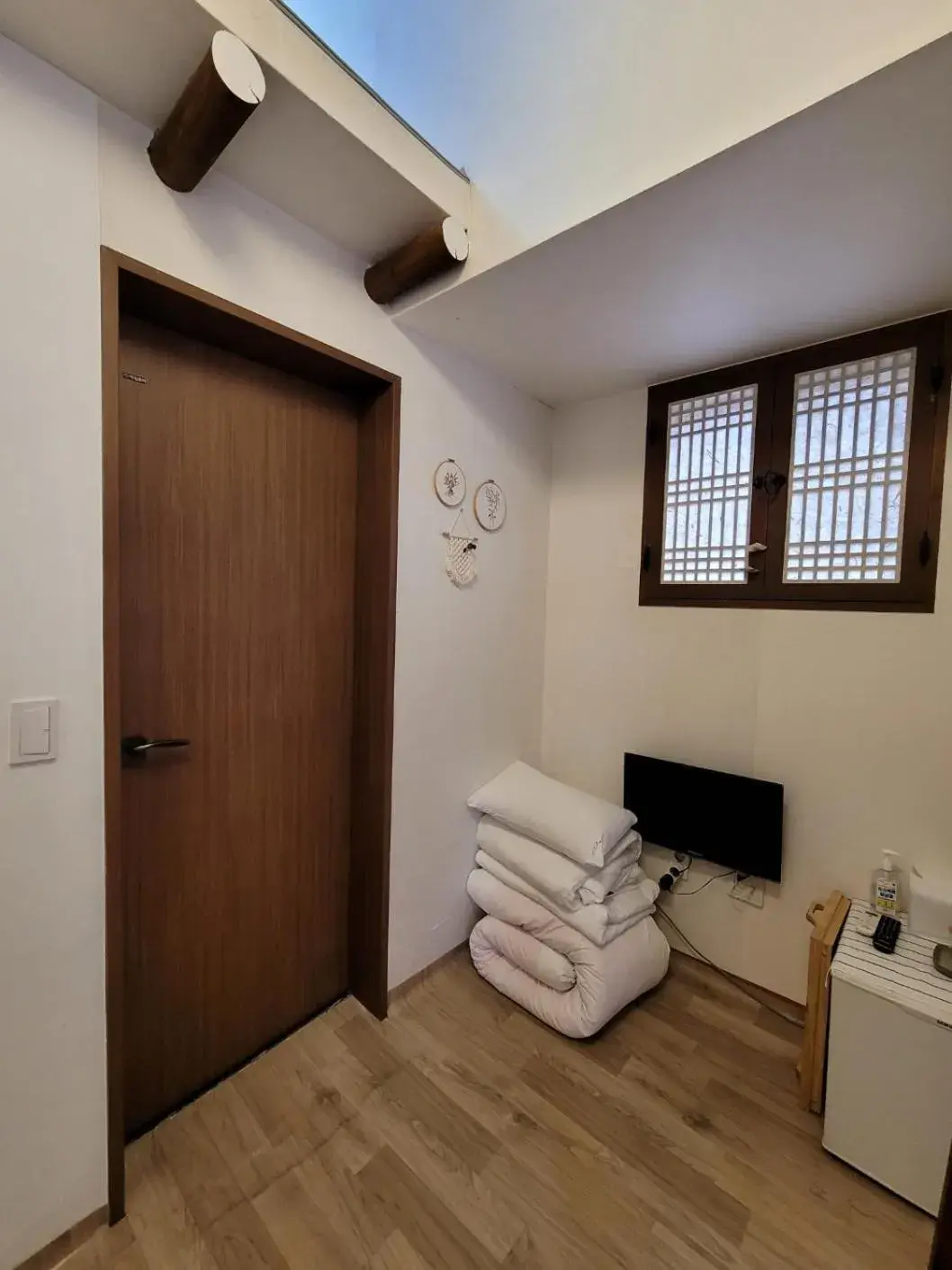 Small Single Room - single occupancy in Sungsim Hanok Guesthouse Small Single Room - single occupancy in Sungsim Hanok Guesthouse